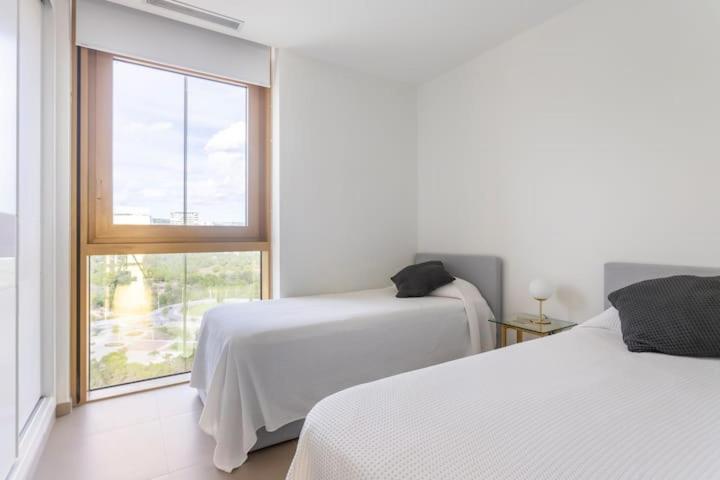 Intempo Luxury Sky View &