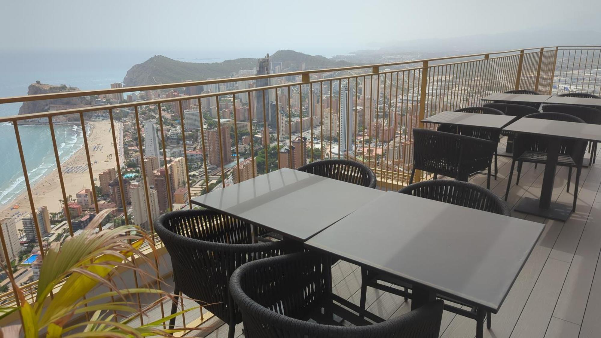 Intempo Luxury Sky View & Apartment *
