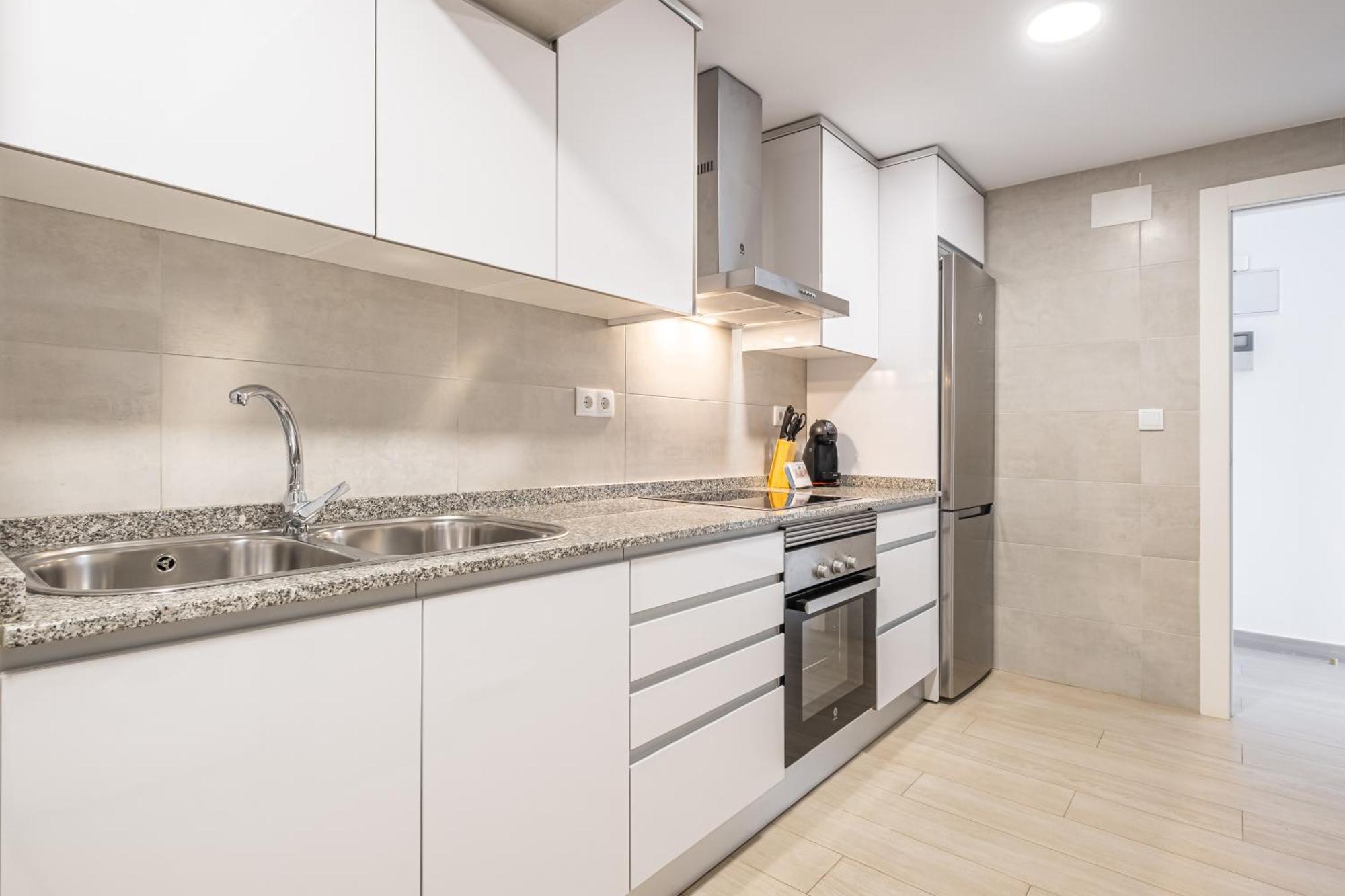 Santa Margarita Deluxe 14-c Levante Apartment *