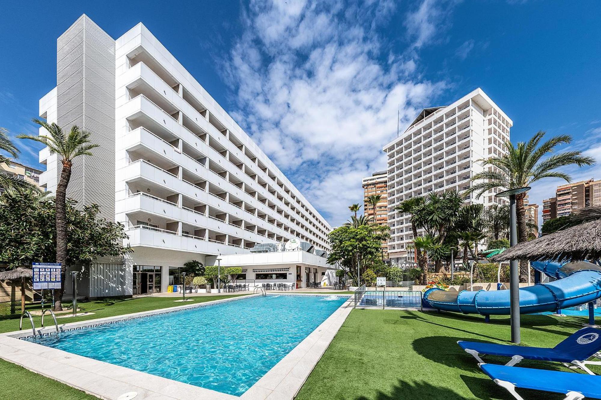 Aparthotel Poseidon 3*