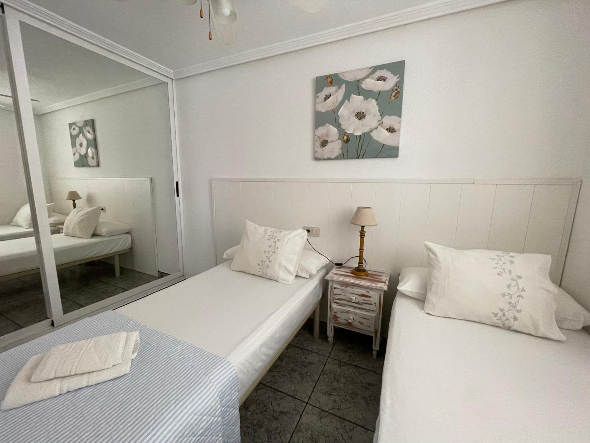 A Un Minuto De La Playa De Levante Appartement