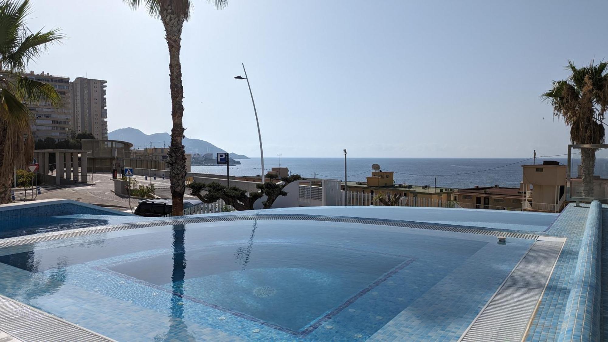 Sunset Cliffs Modern Apartment Benidorm