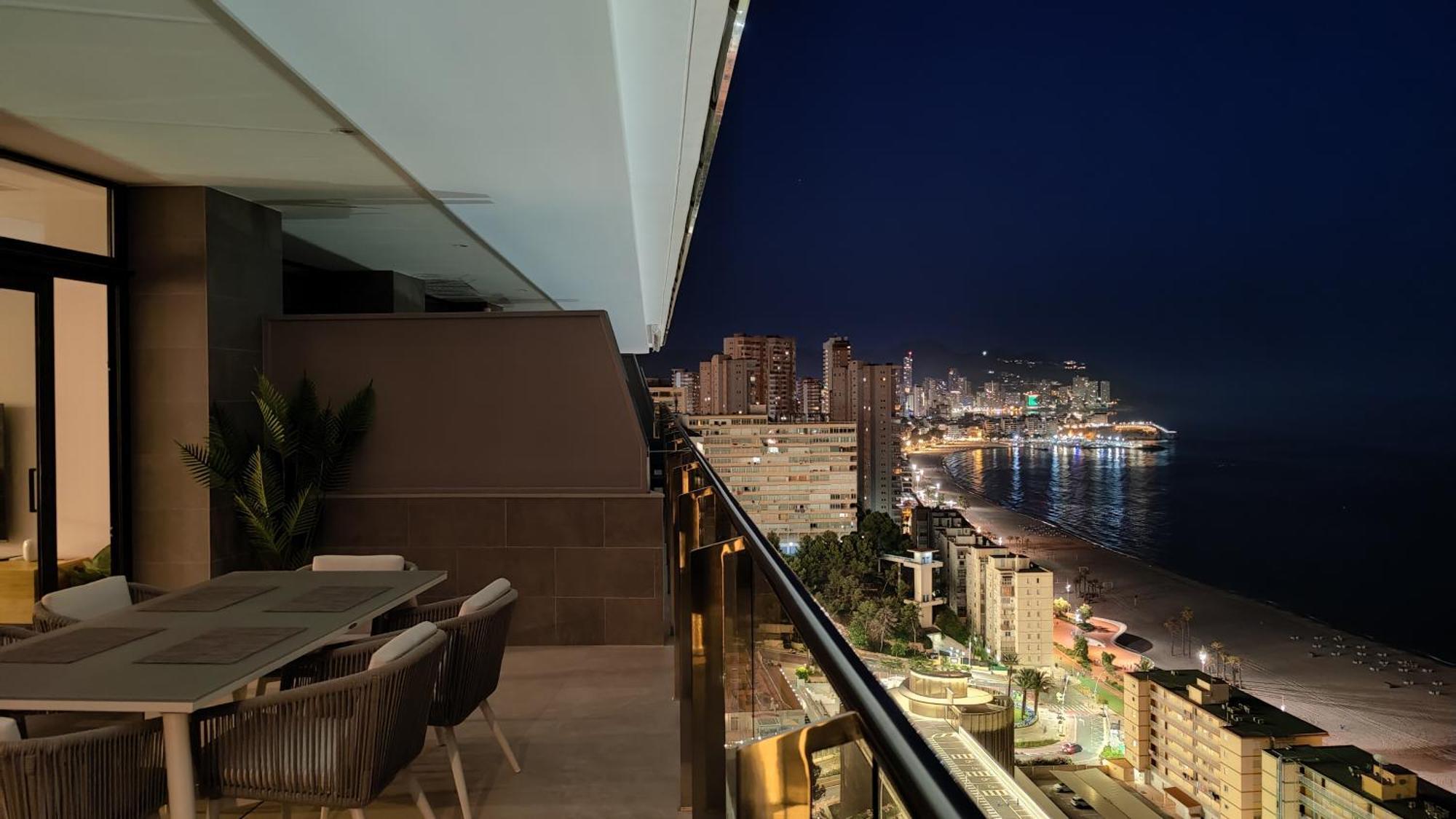 Sunset Cliffs Modern Benidorm
