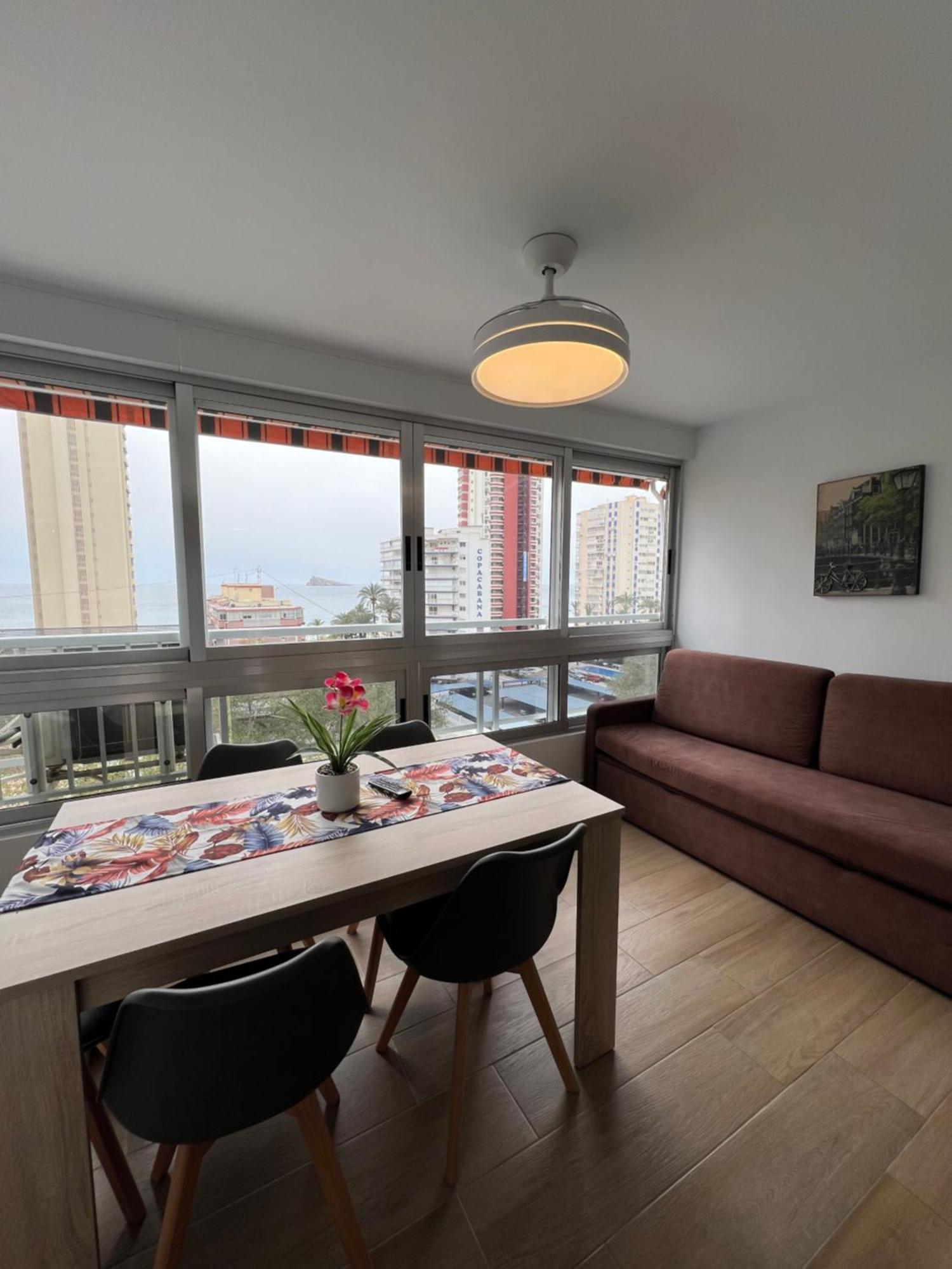 Hany Ducado 7-c Benidorm