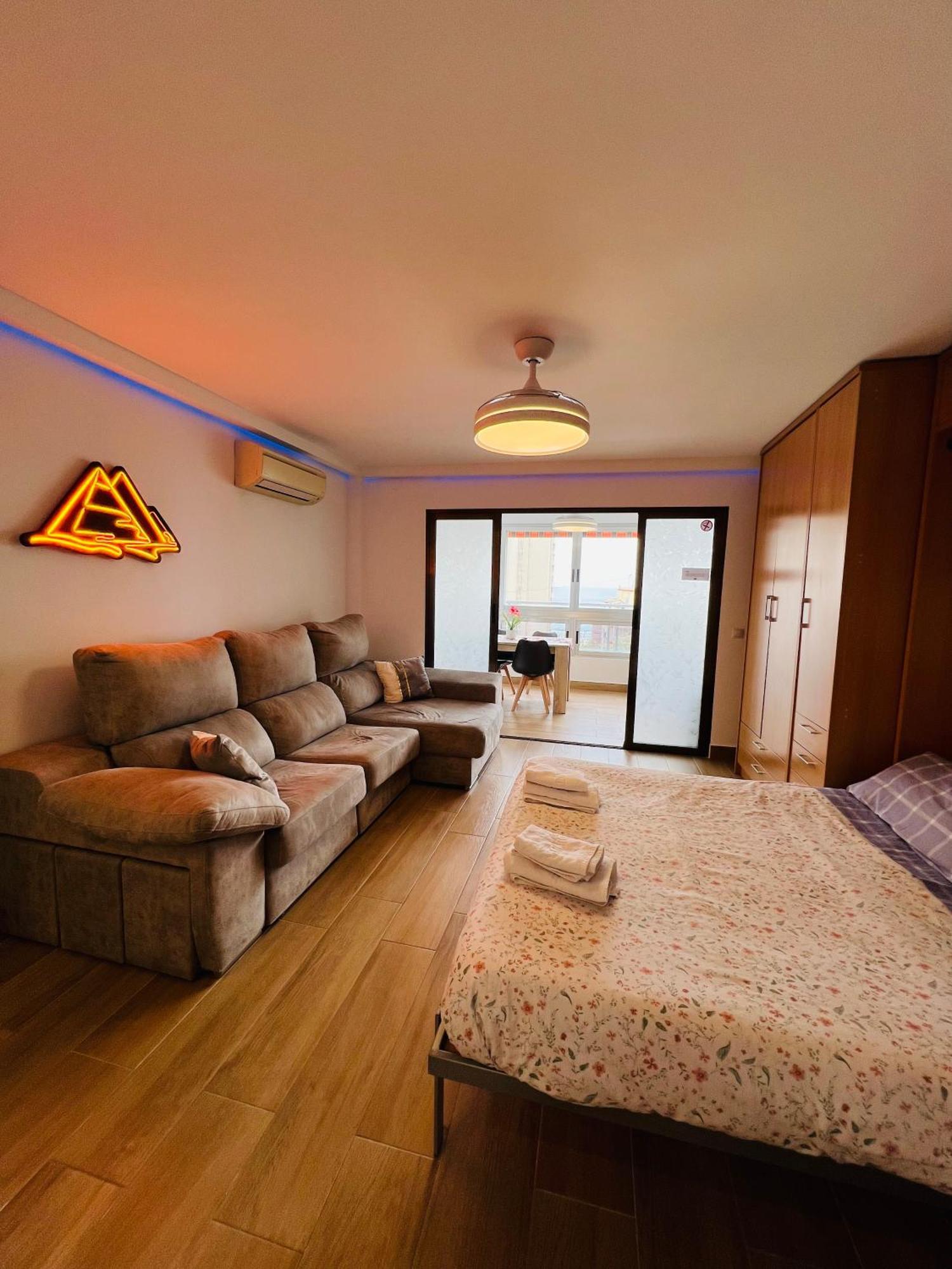 Hany Ducado 7-c Apartment