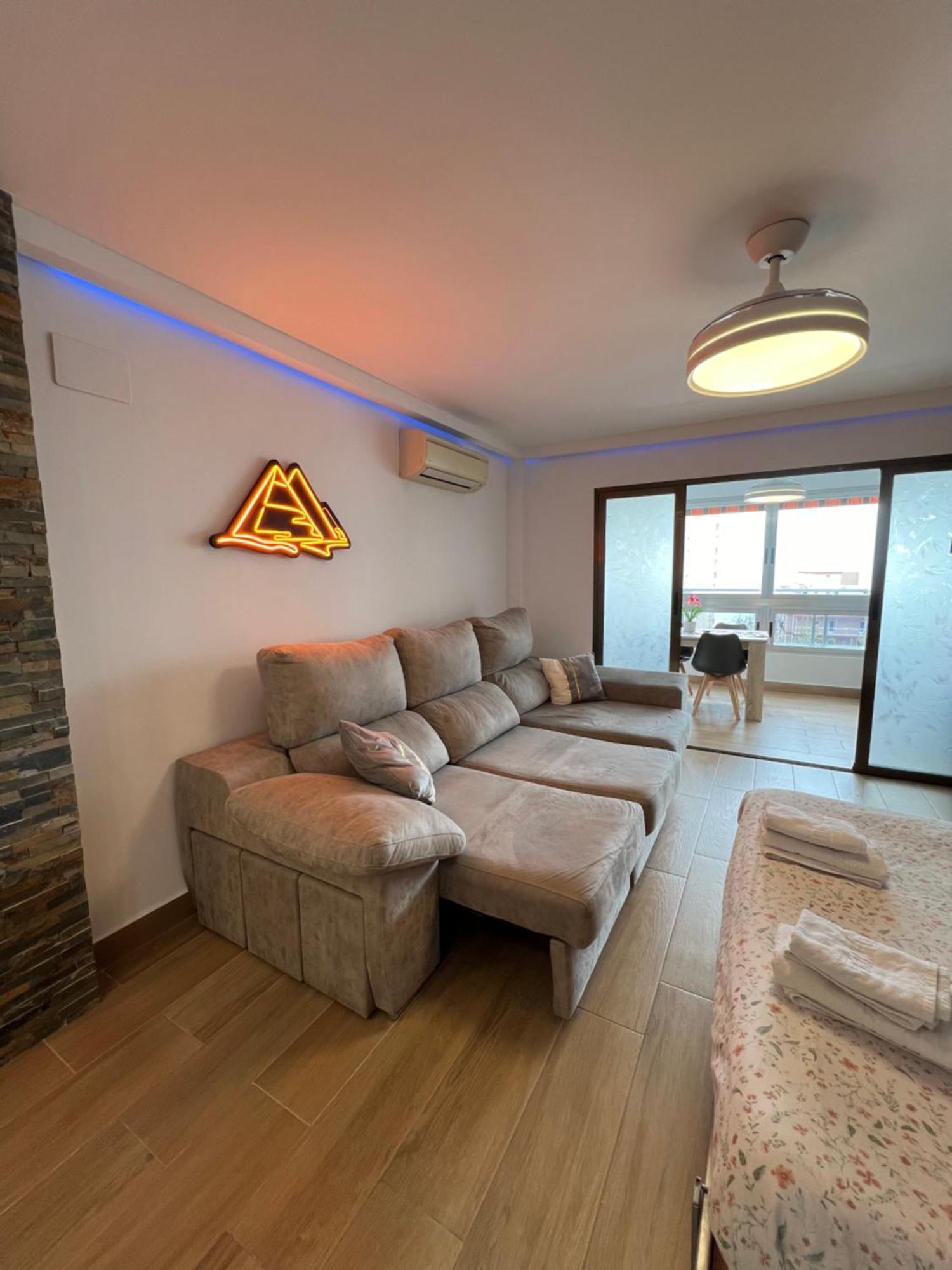 Hany Ducado 7-c Benidorm