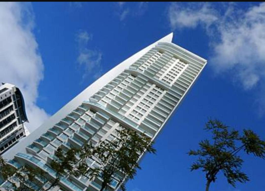 Entre Las Nubes De Torre Lugano Apartamento
