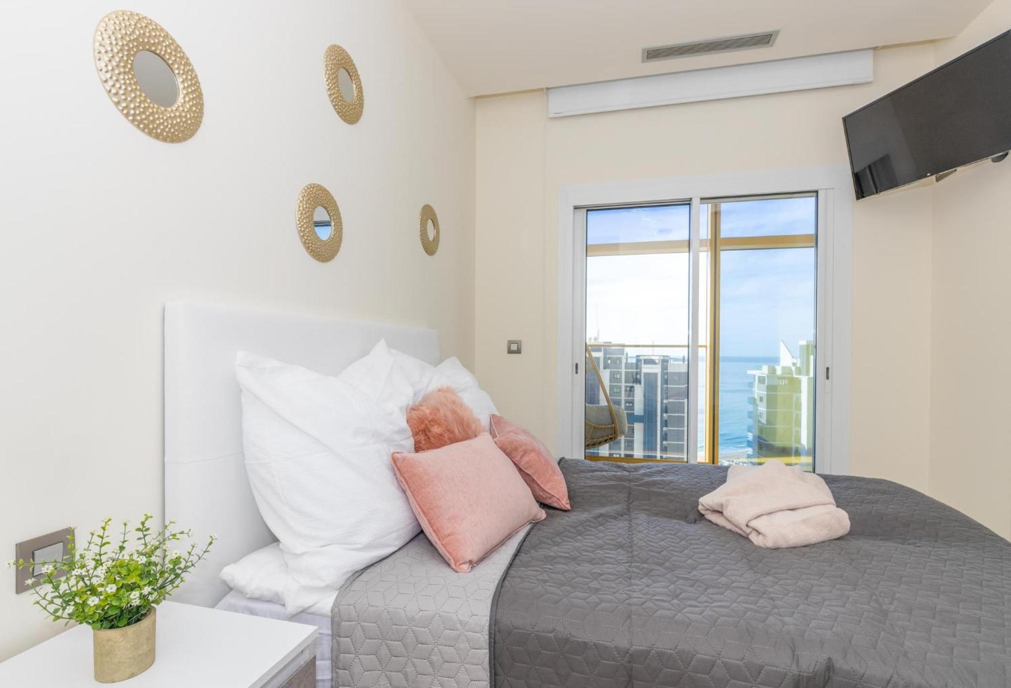 Apartment Intempo Luxury Sky And By Kitti Benidorm