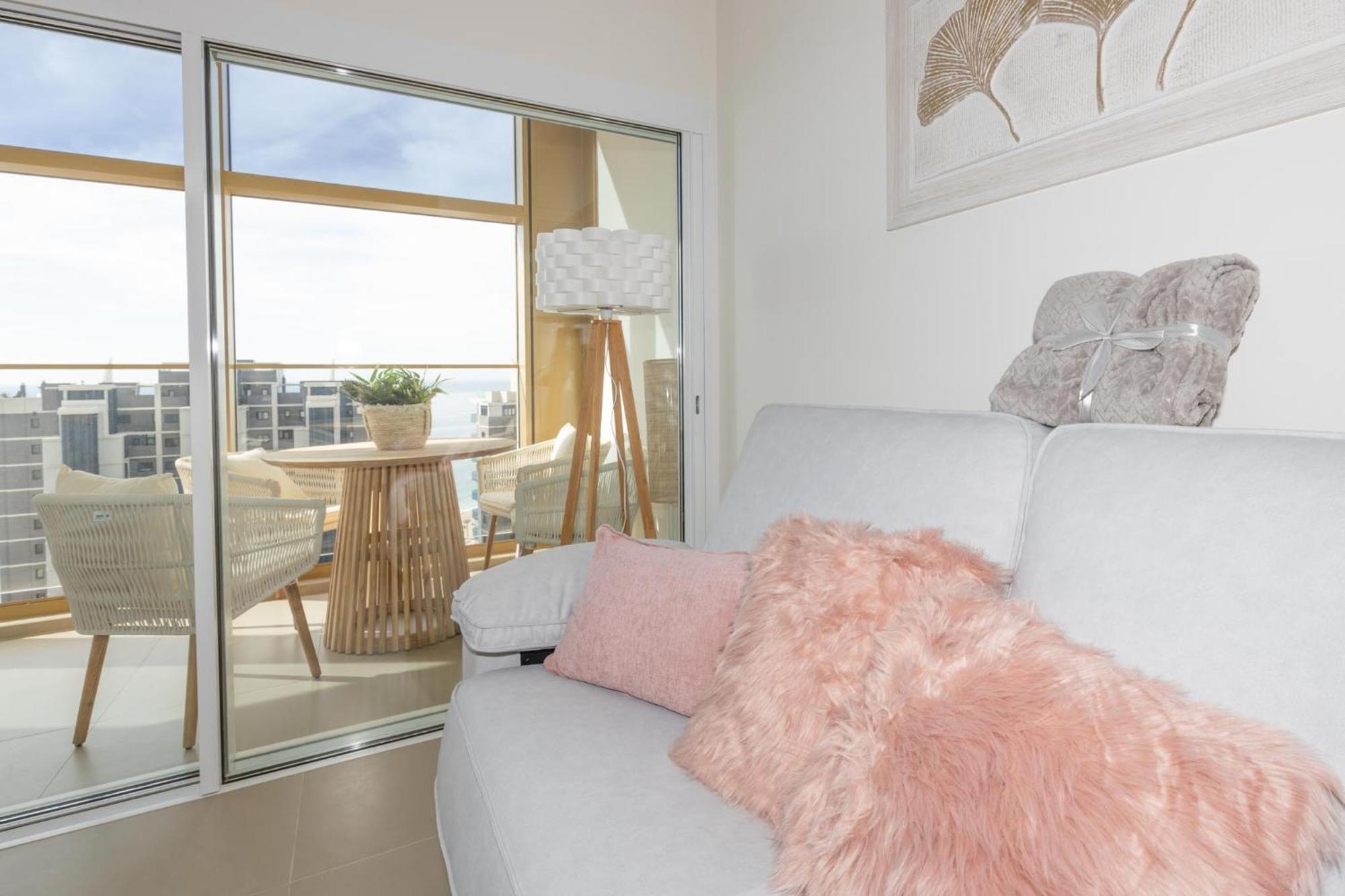 Intempo Luxury Sky And By Kitti * Benidorm