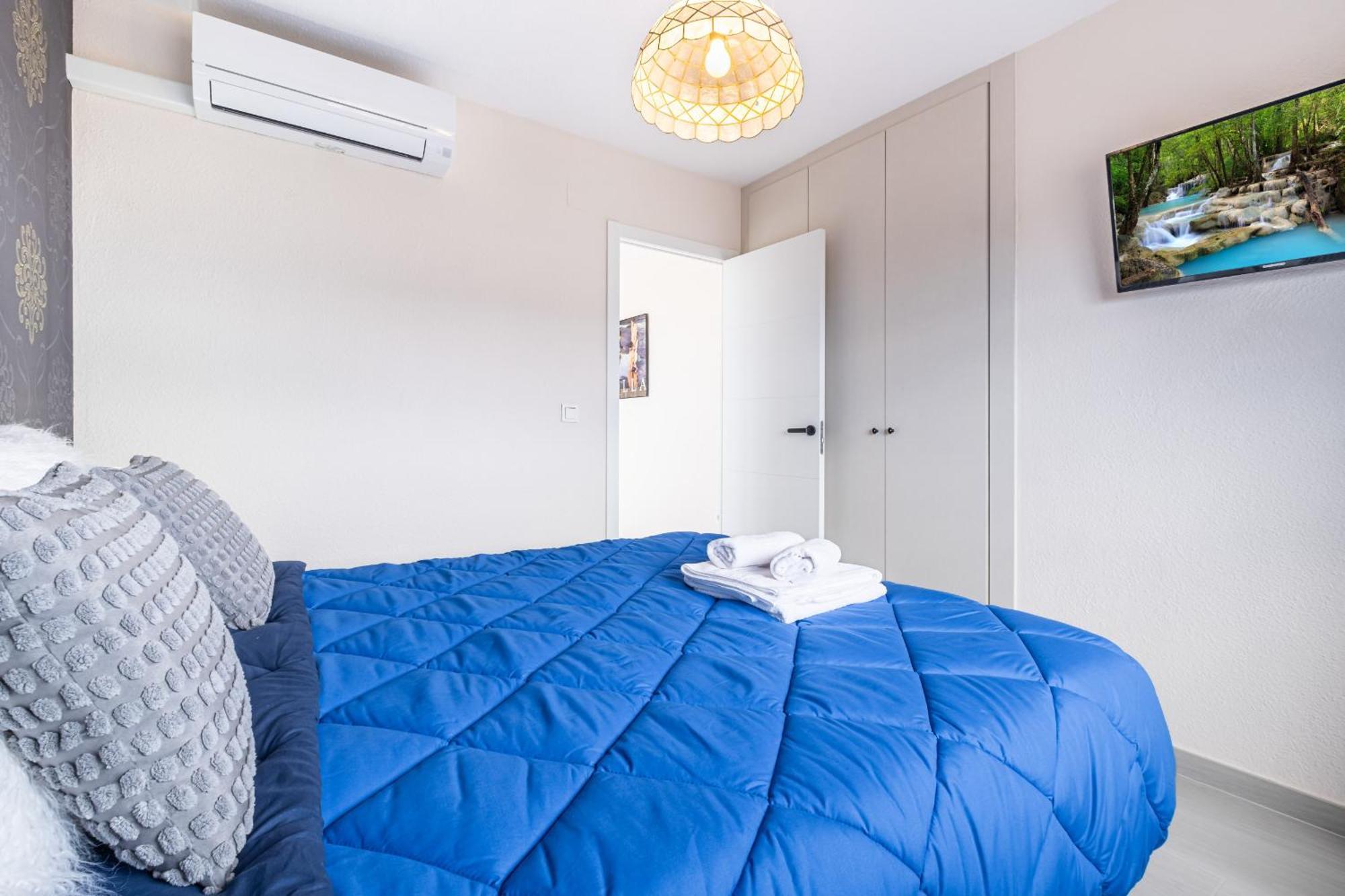 Poniente Beach Sea Views Club Medico 15a *