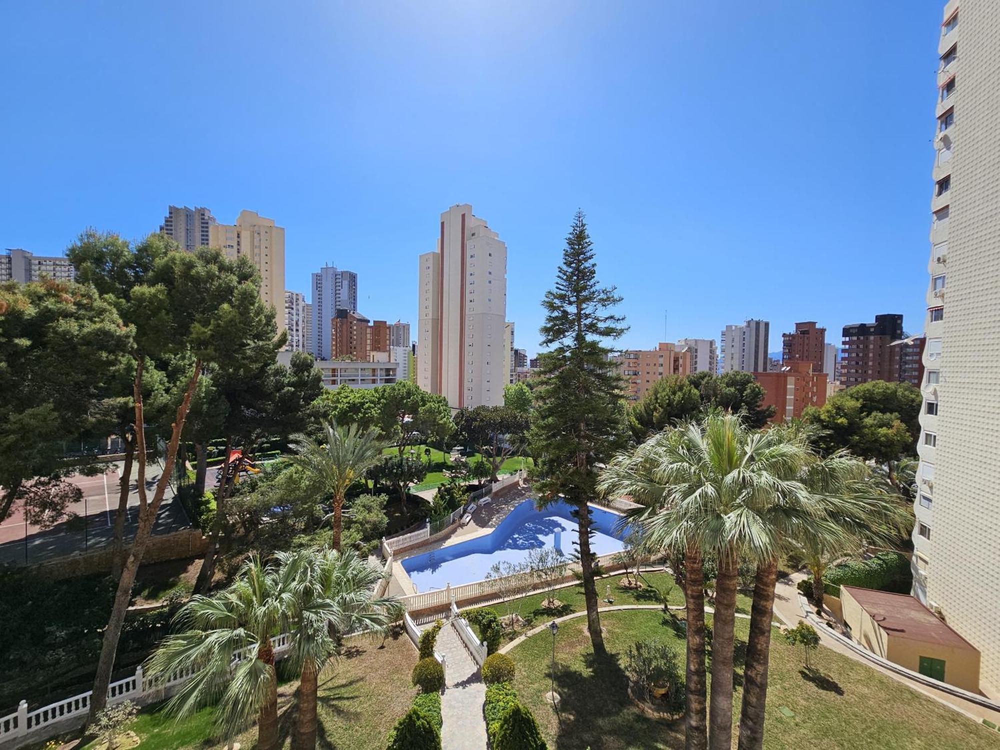 Playmon Park 6 If Apartment *