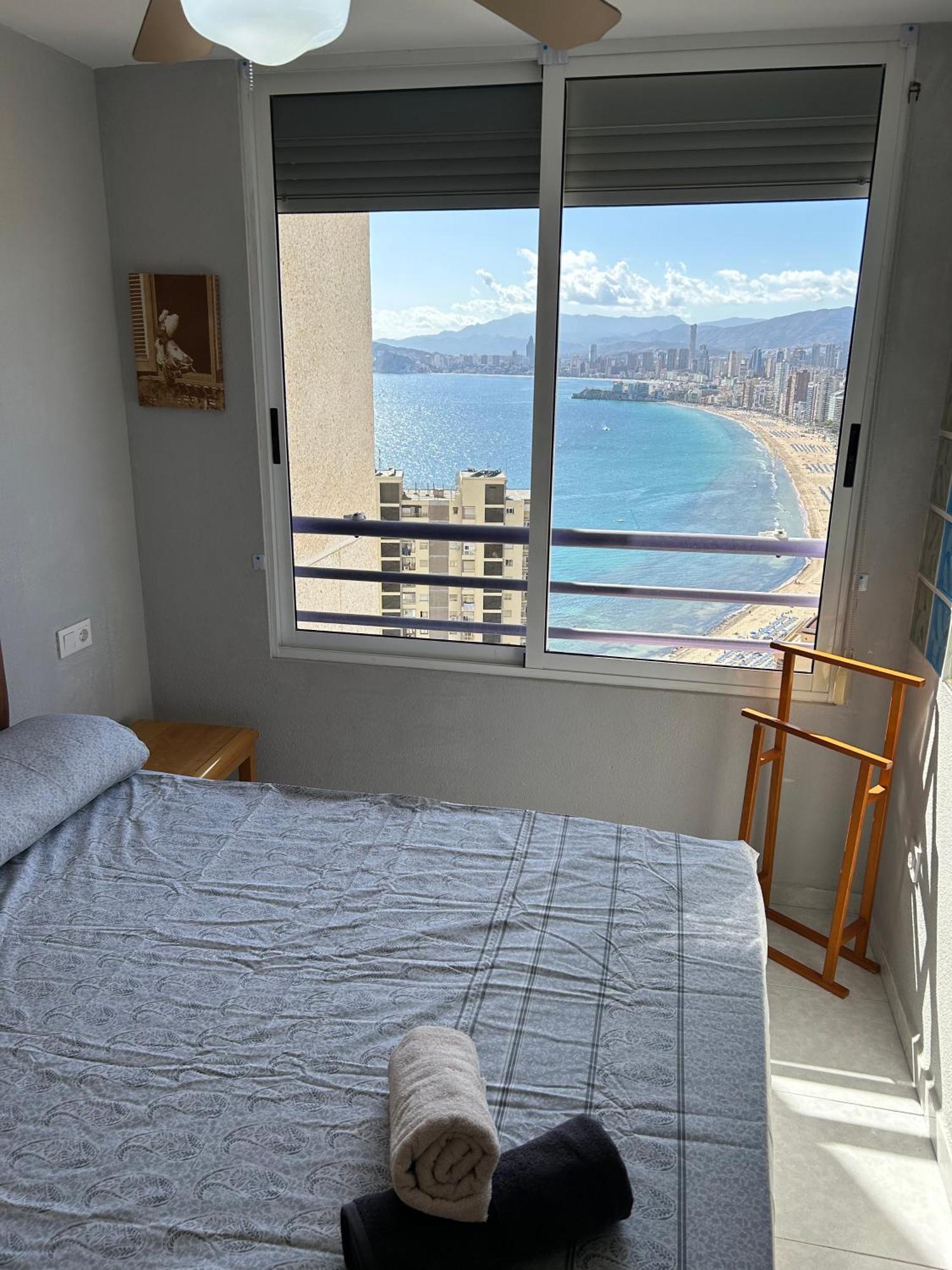 Con Preciosas Vistas Y Piscina Benidorm