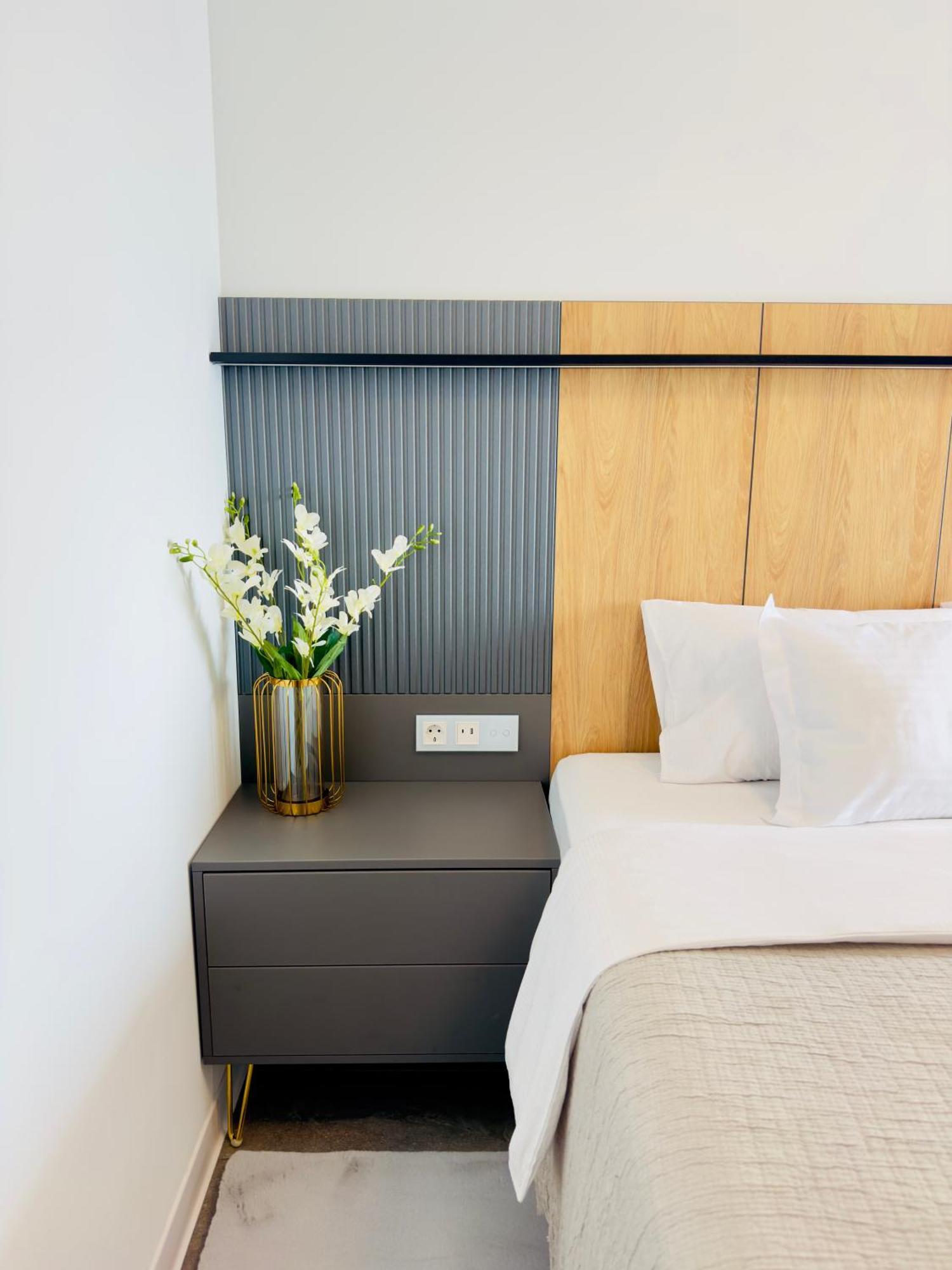 Terra Luxury Seafront Coblanca 8 Apartment *