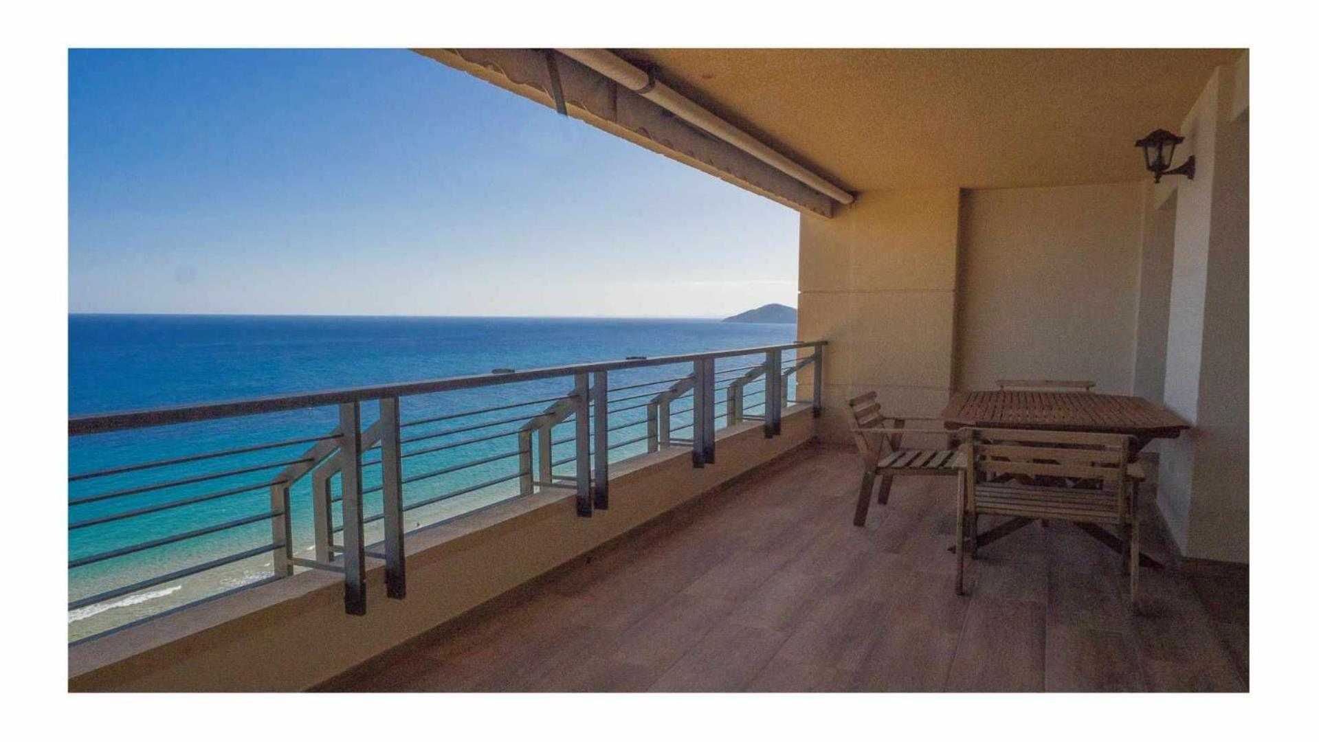 Primera Linea Playa Levante Jazmines 17 *