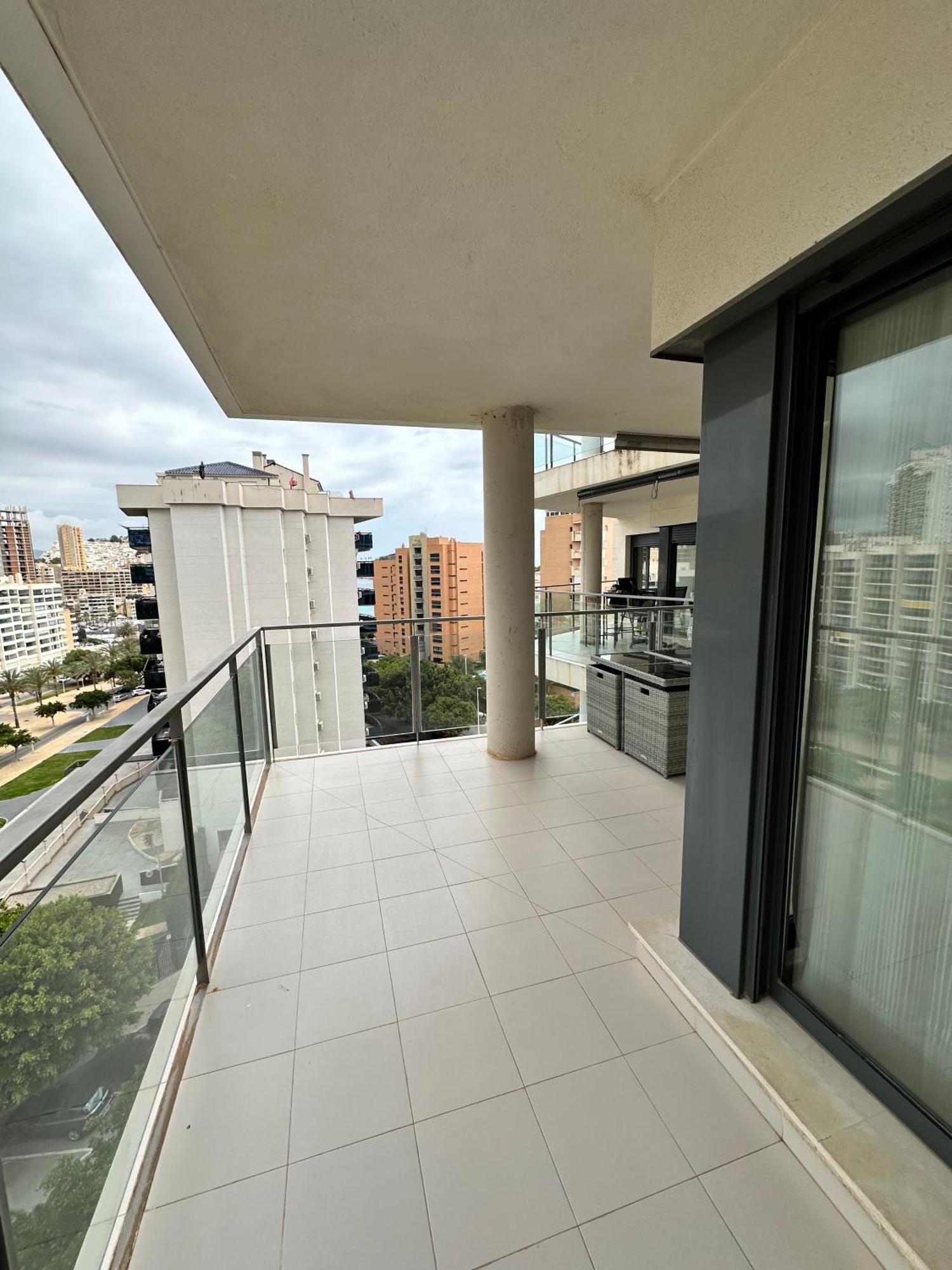 Beachside Luxe 1br: New & Chic Apartamento *