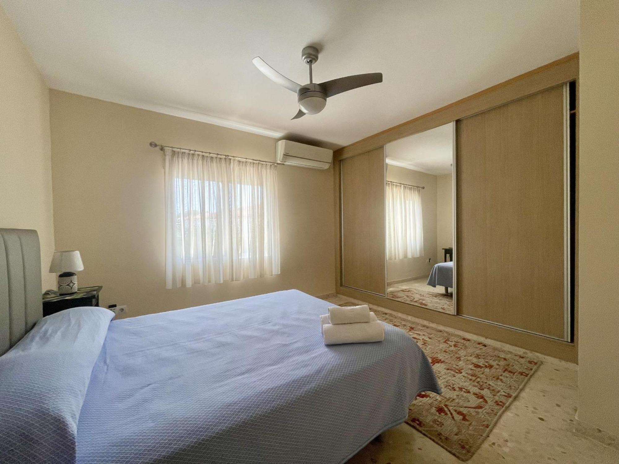 Villa Levante Blueline