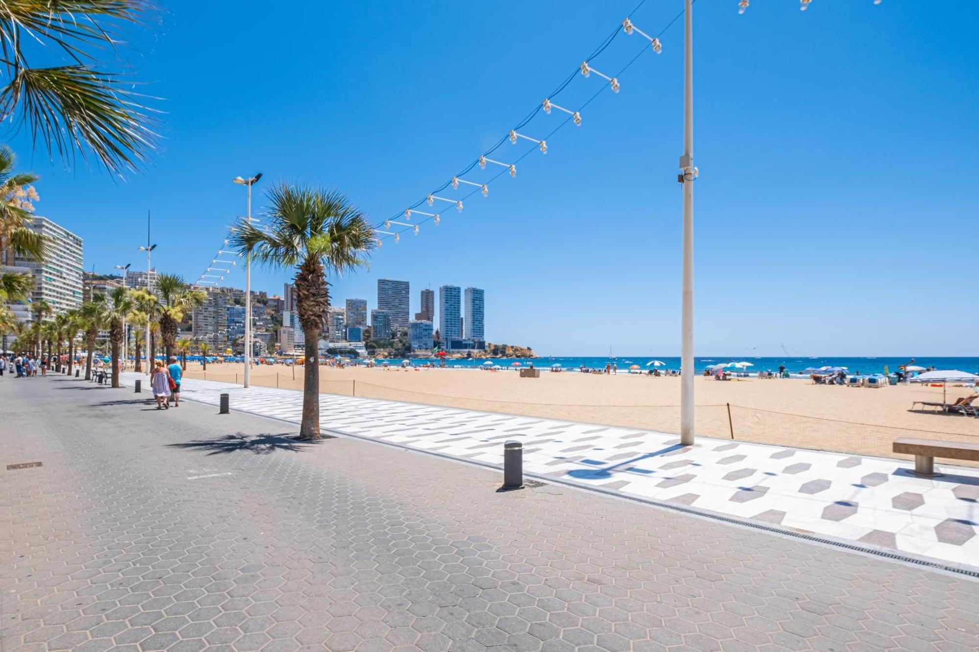 Gemelos 26 9-c Levante Benidorm