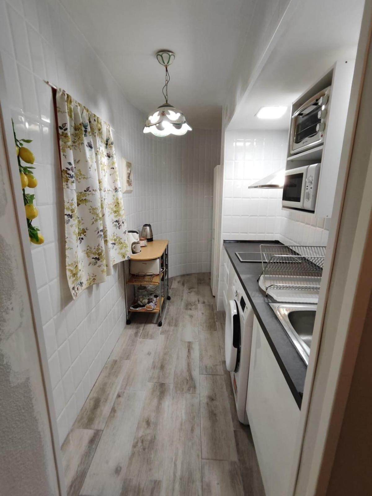 Apartamento Cumbre Loix, Con Parking Privado Y Wifi Gratis Benidorm