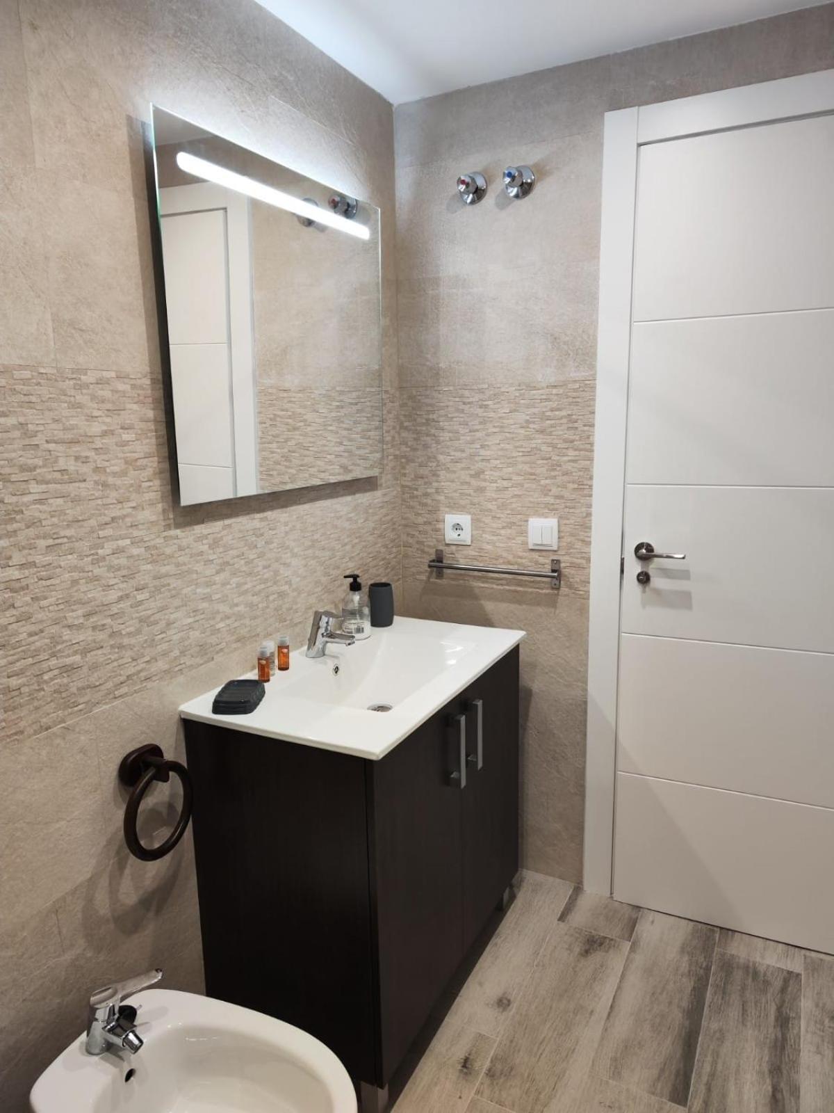 Apartamento Cumbre Loix, Con Parking Privado Y Wifi Gratis