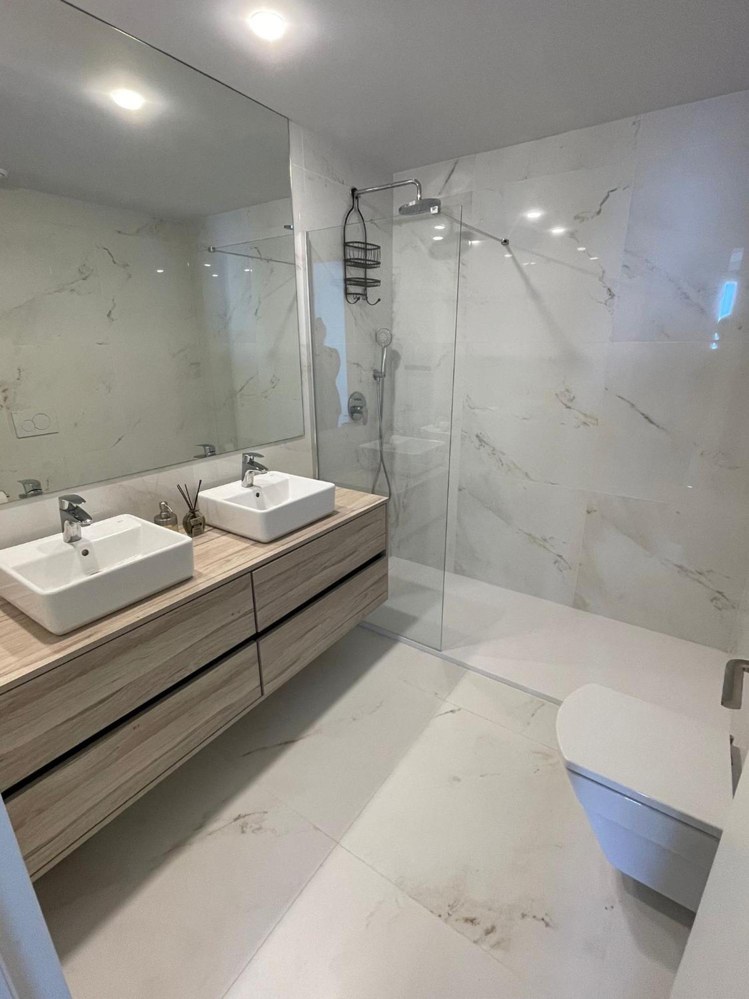 Elio Luxury Beach, Floor 28, Spa & Gym Apartment Benidorm