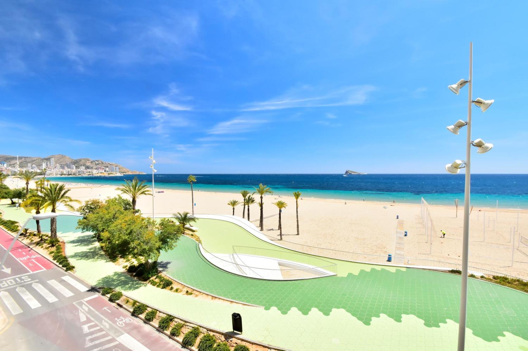 Cl Luxury First Line Apartment Benidorm