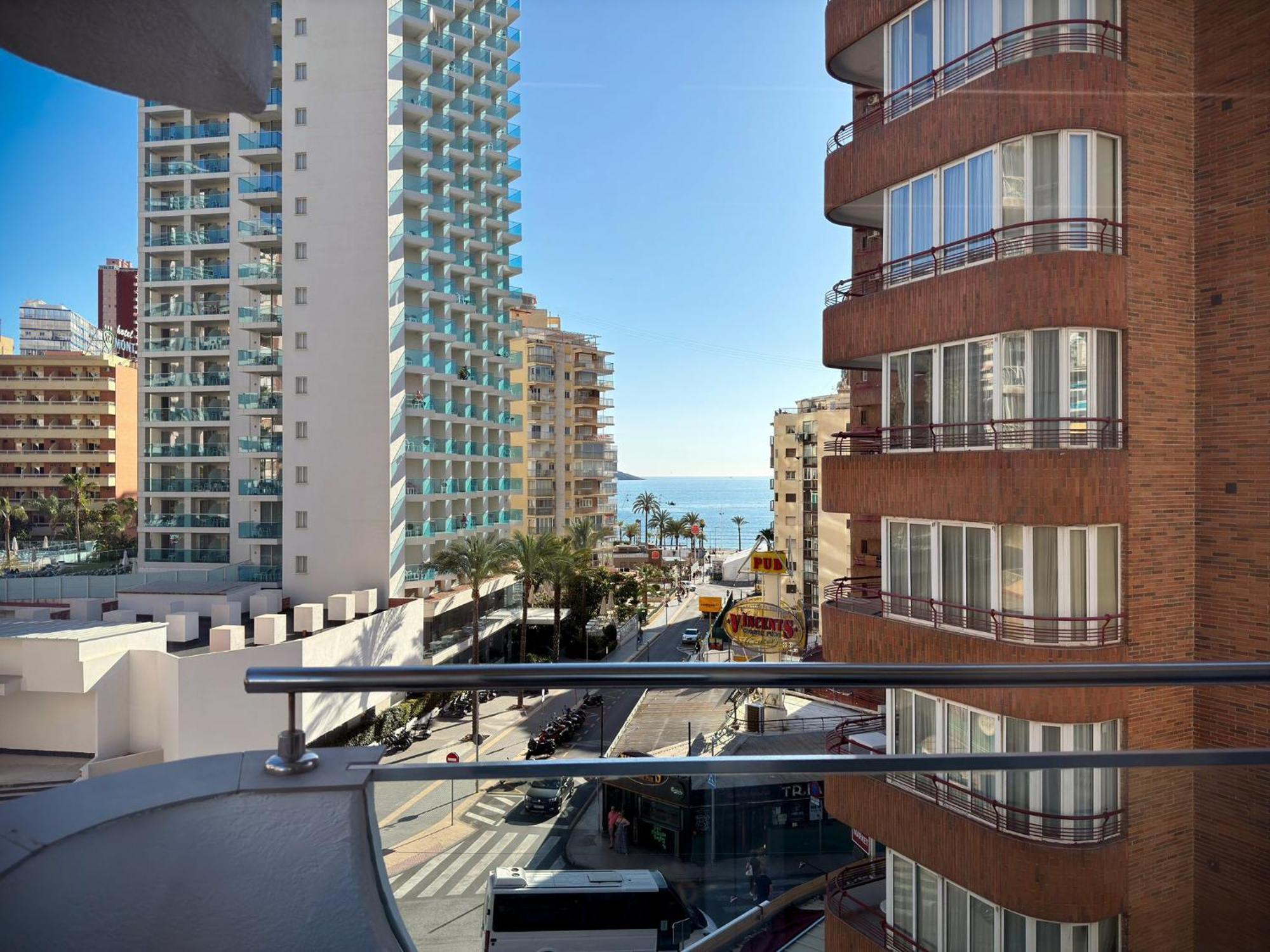 I. Luxury Apartment Benidorm