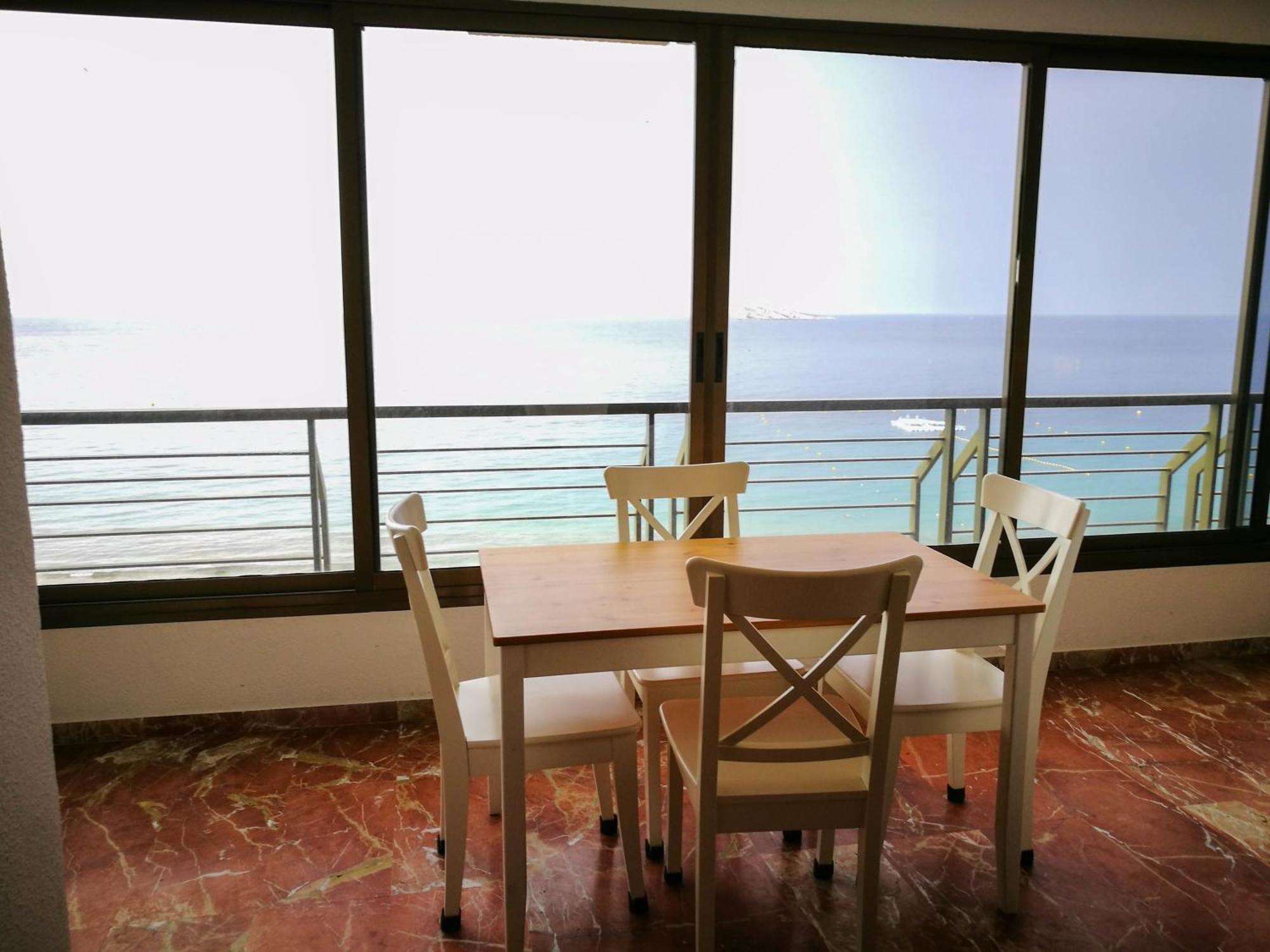Apartamento Playa De Levante Frente Al Mar