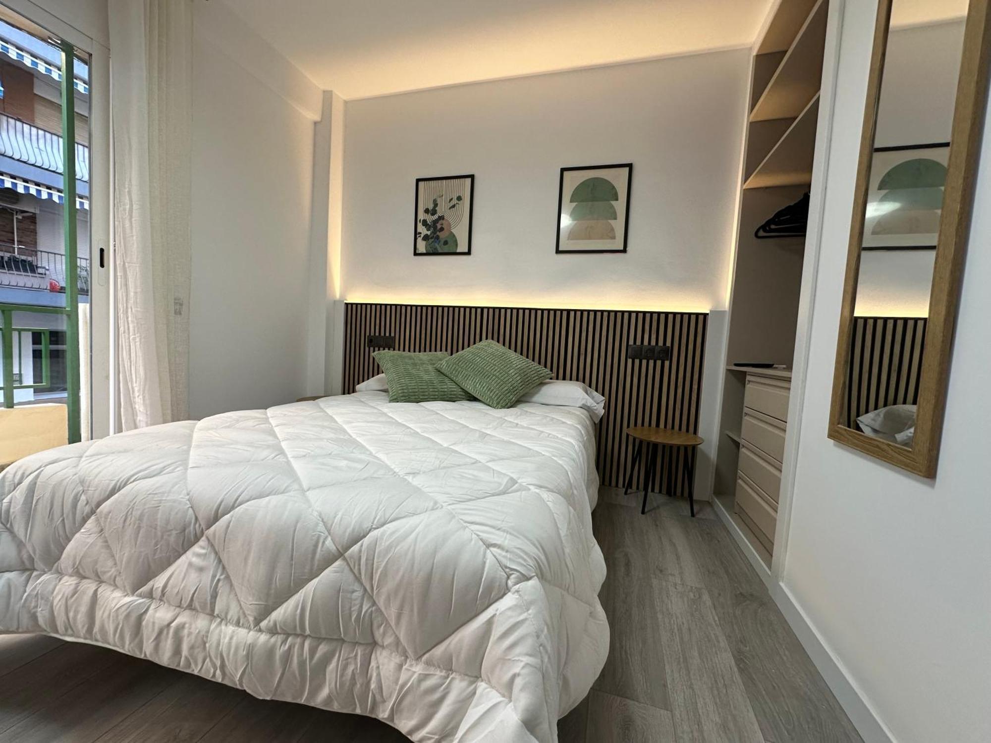Habitación en casa particular Granada Benidorm