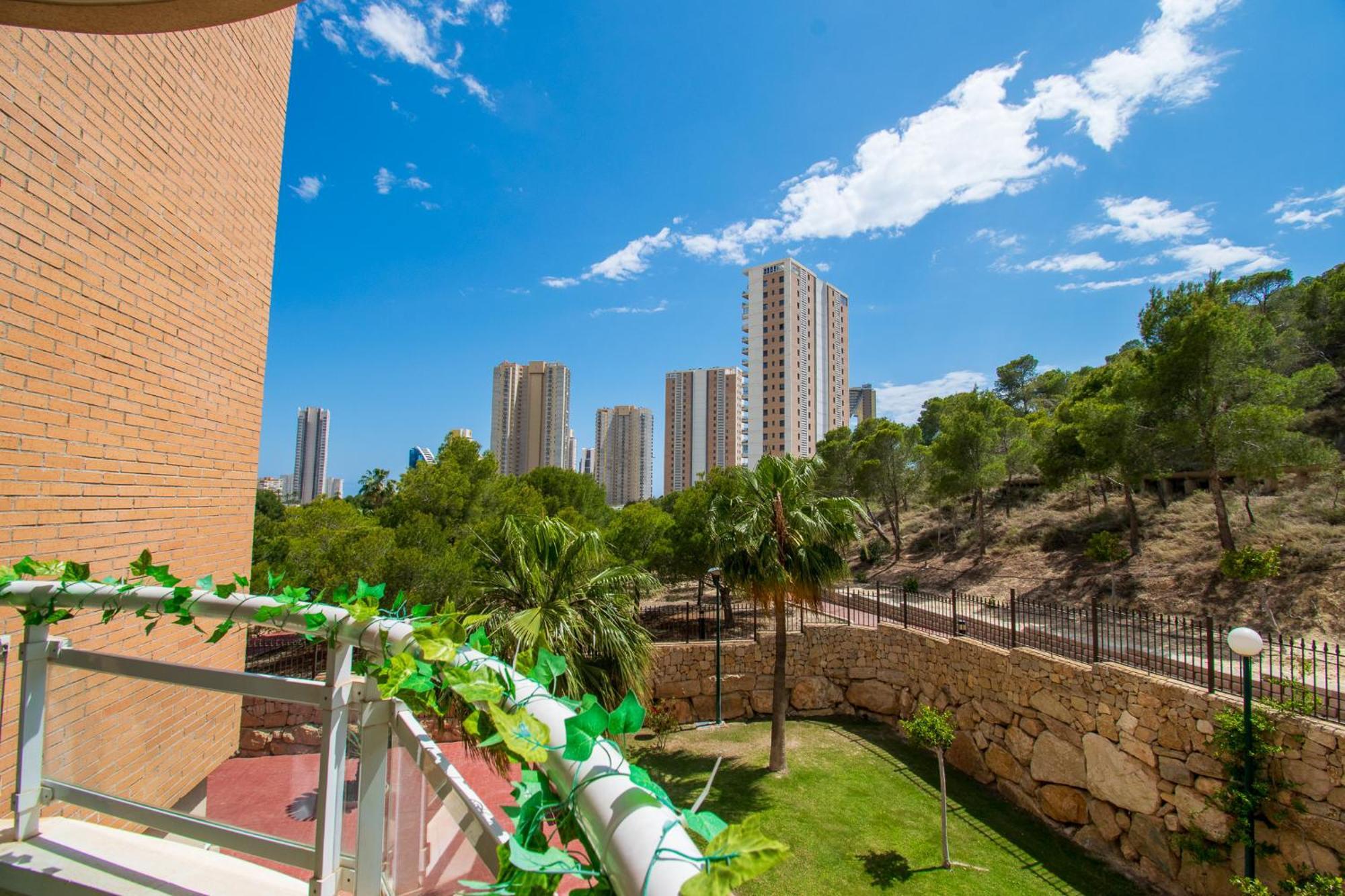 Jardines Poniente Apartment *