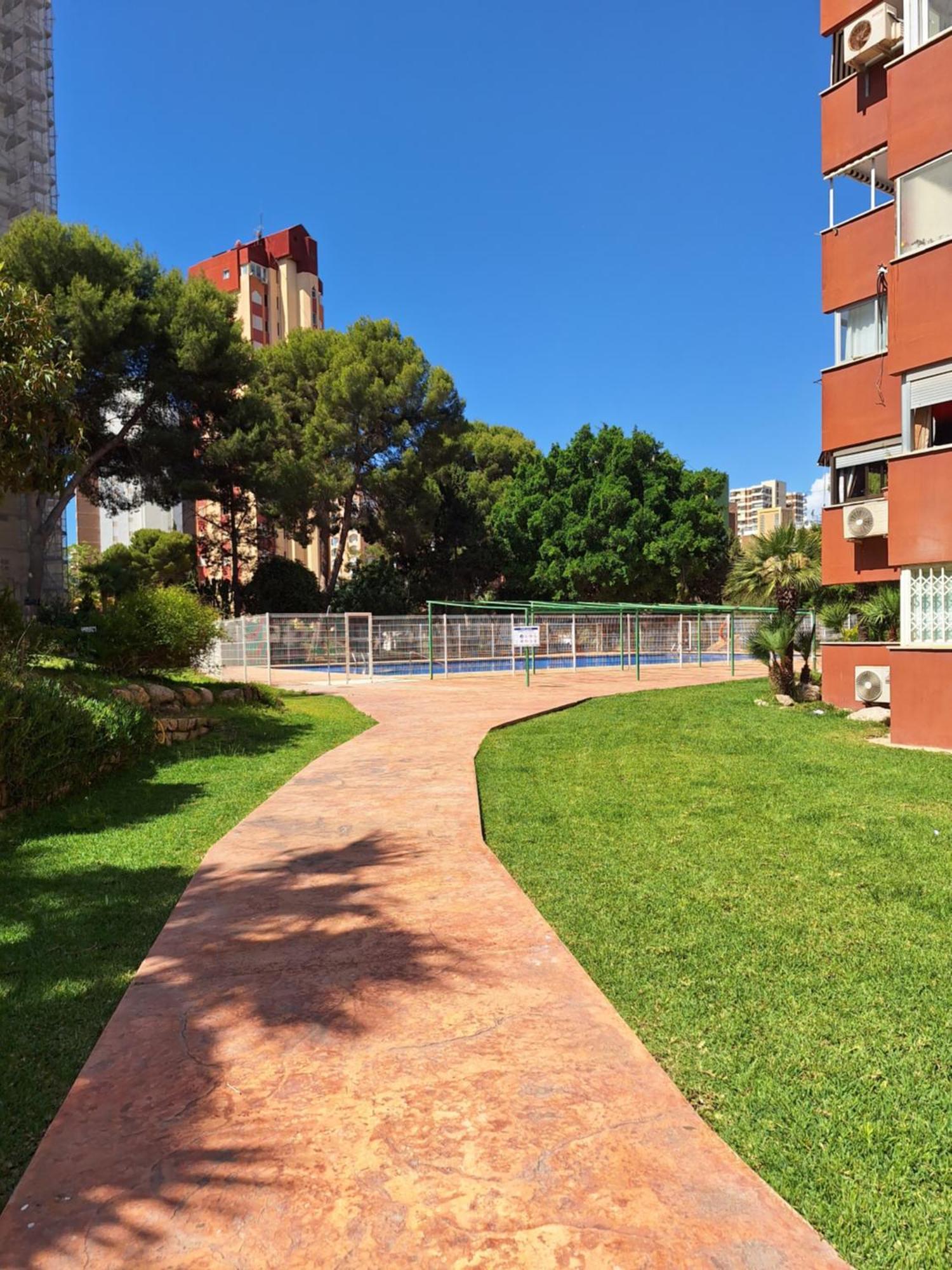 Beautiful 2 Bedrooms Aparatament * Benidorm