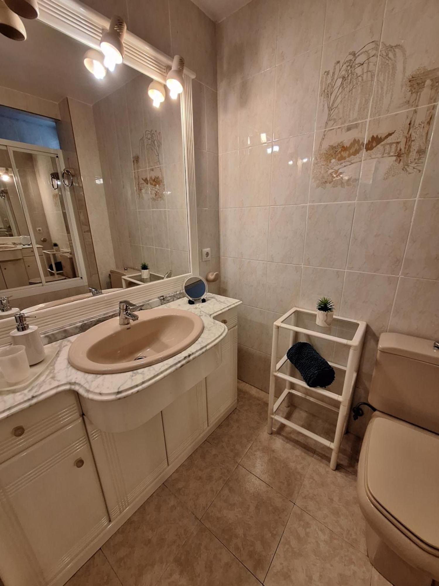 Beautiful 2 Bedrooms Aparatament
