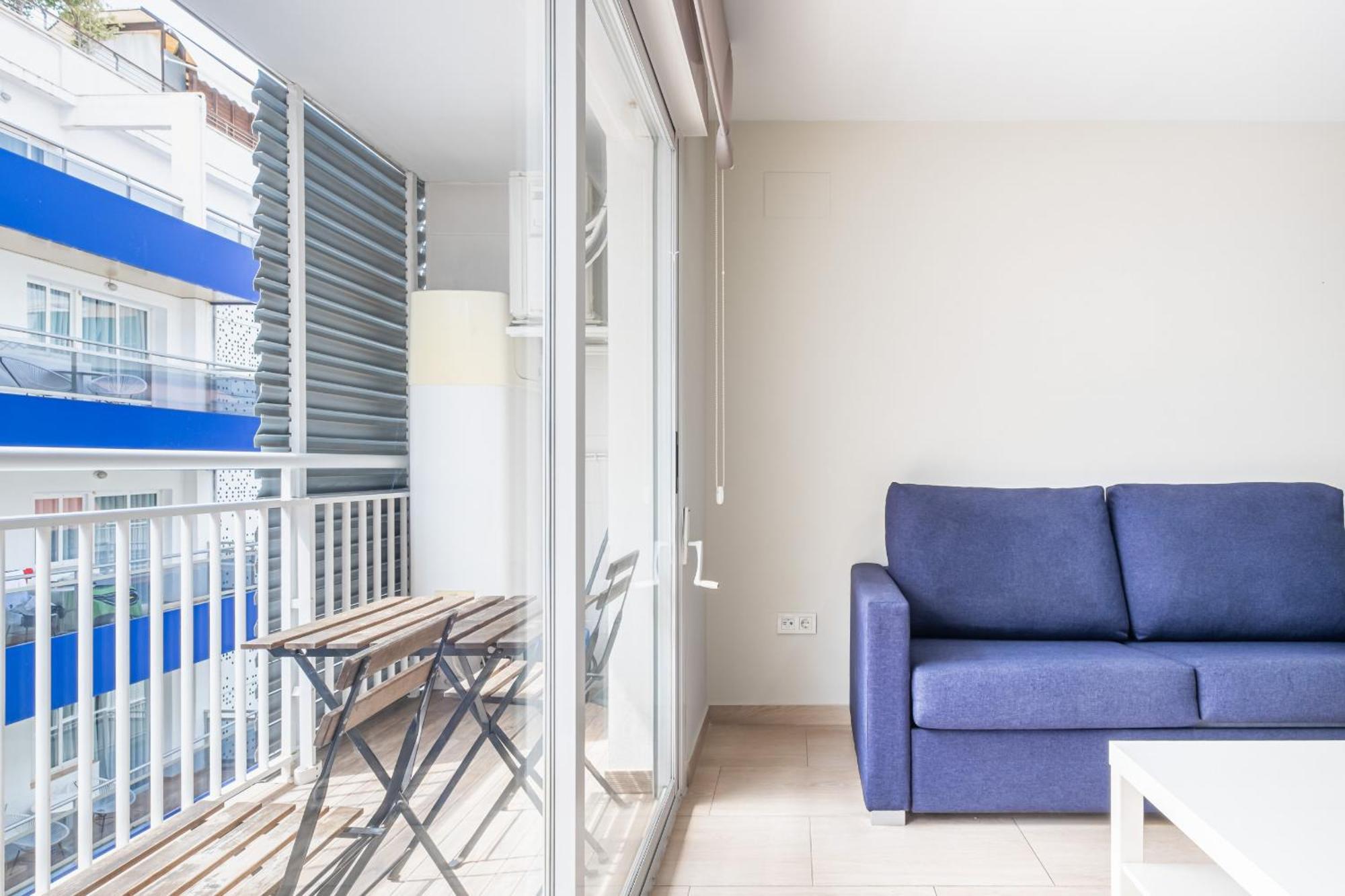 Aparthotel La Rosita Old Town