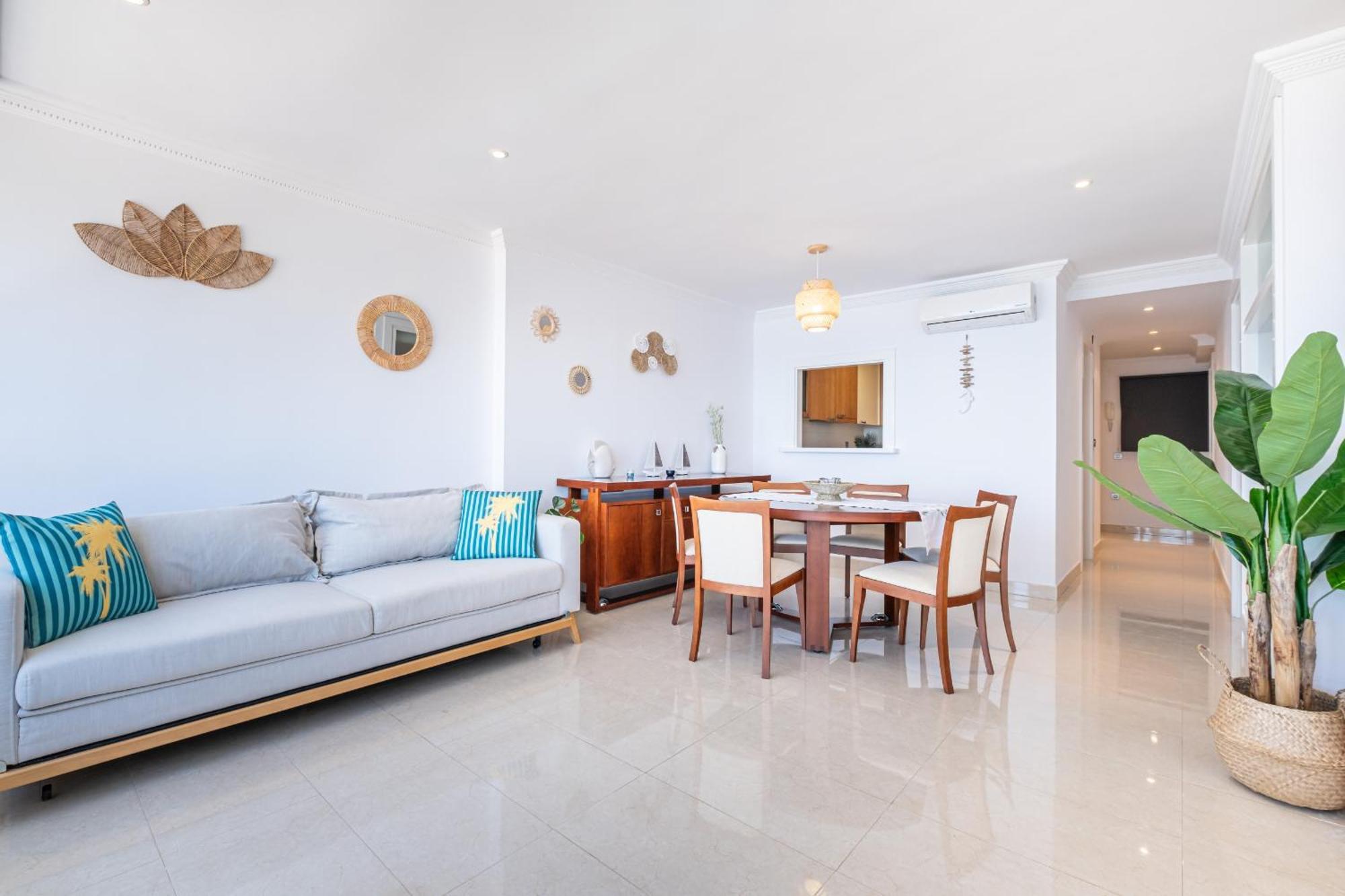 Torre Principado 5-e Levante Apartment *