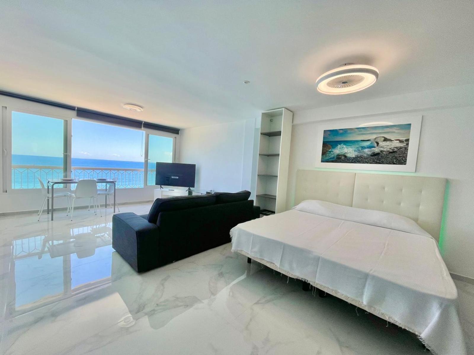 Apartment Torre Principado Seafront *