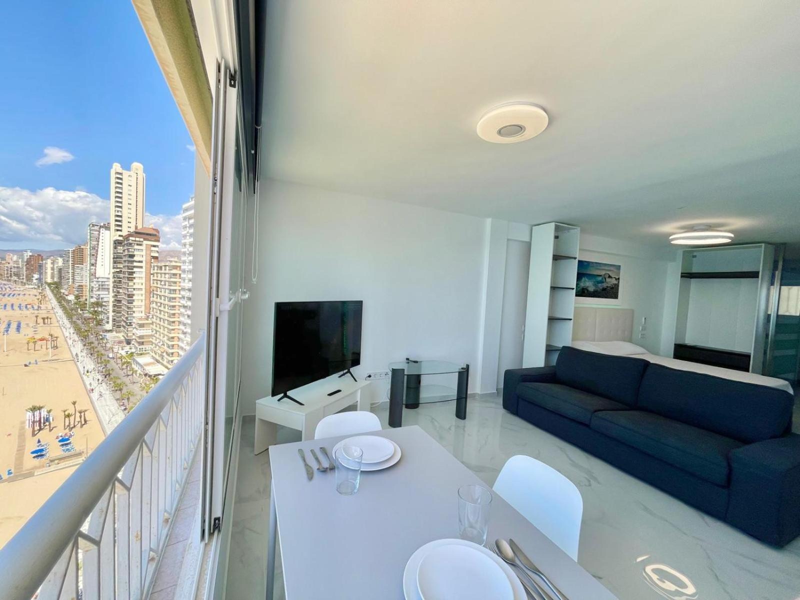 Torre Principado Seafront Apartment Benidorm