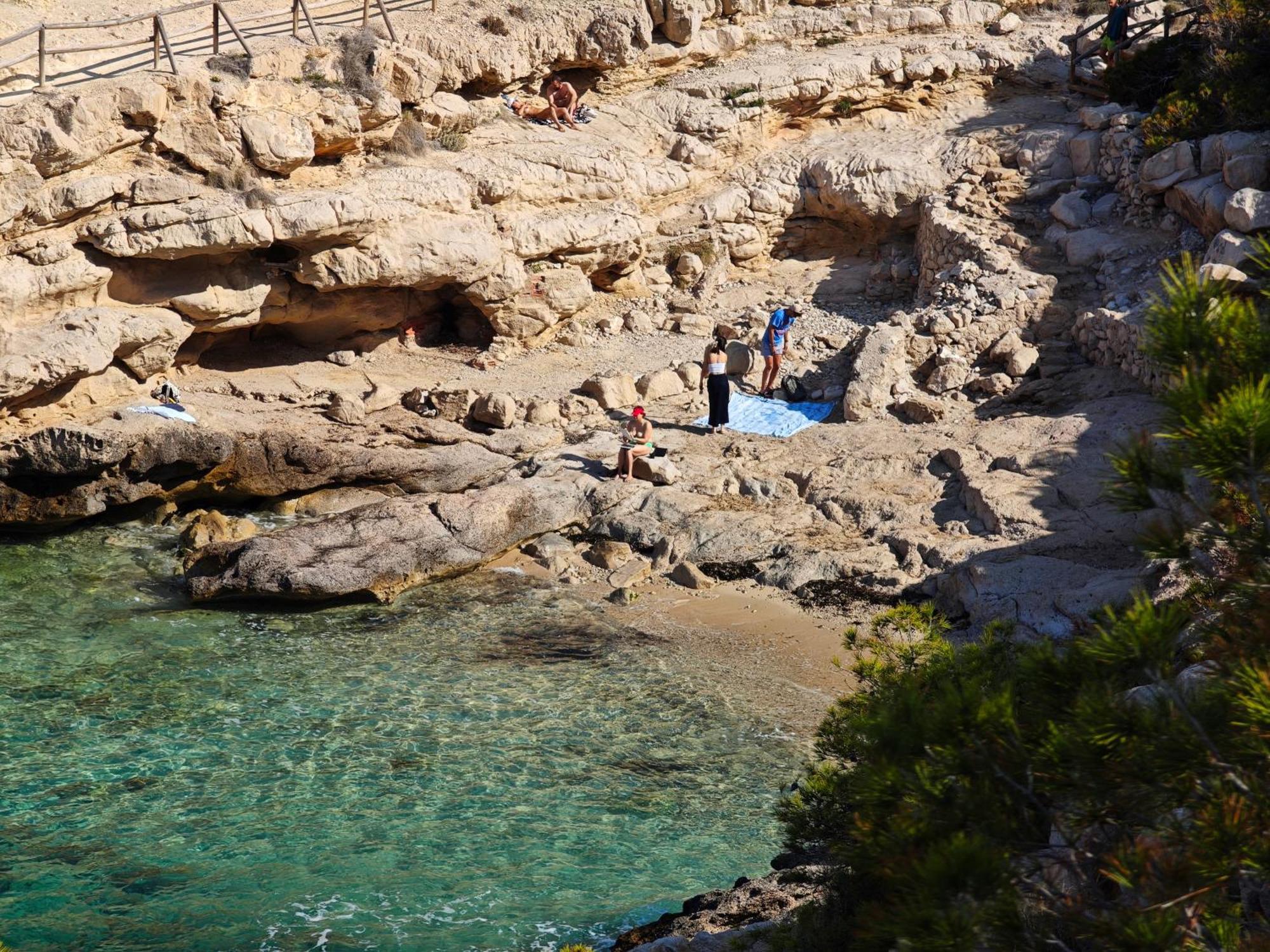 Mar Y Sol En La Cala