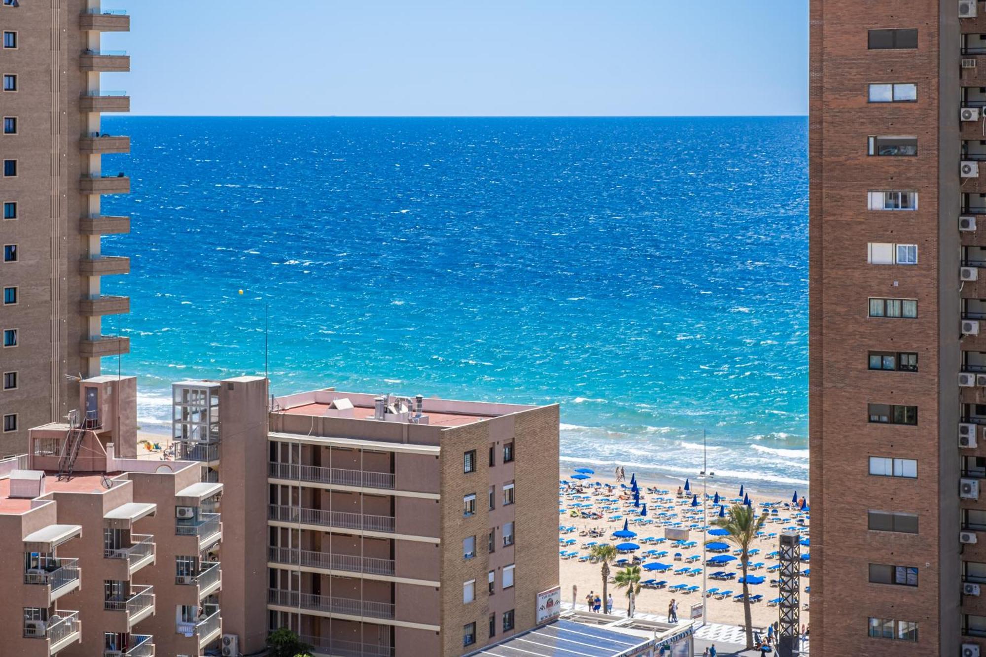Caballos 12-c Levante * Benidorm