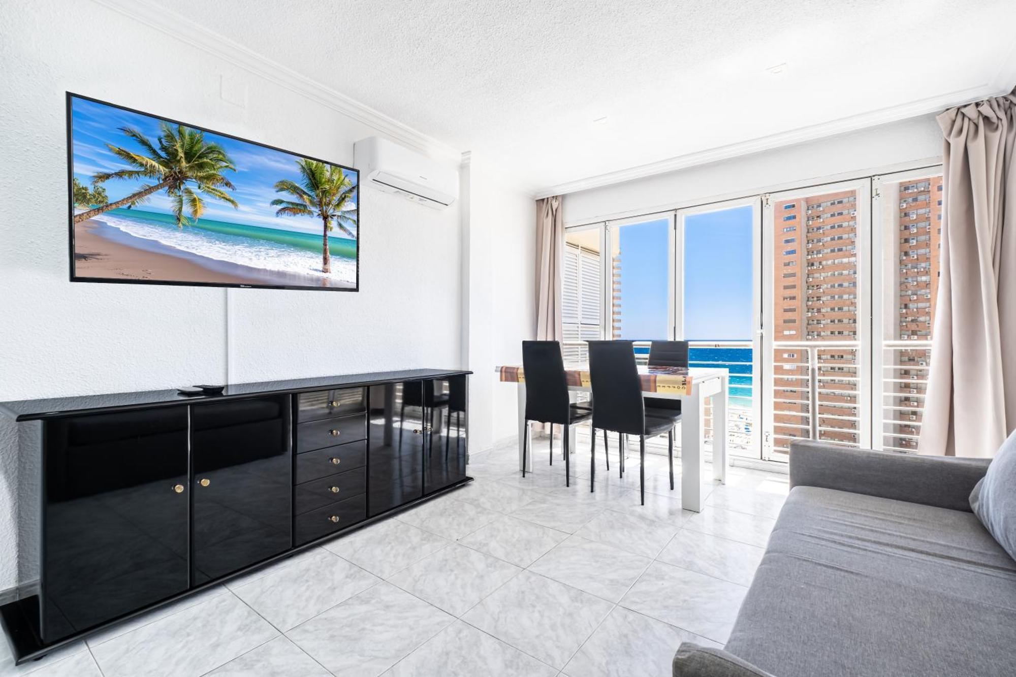 Caballos 12-c Levante Apartment *