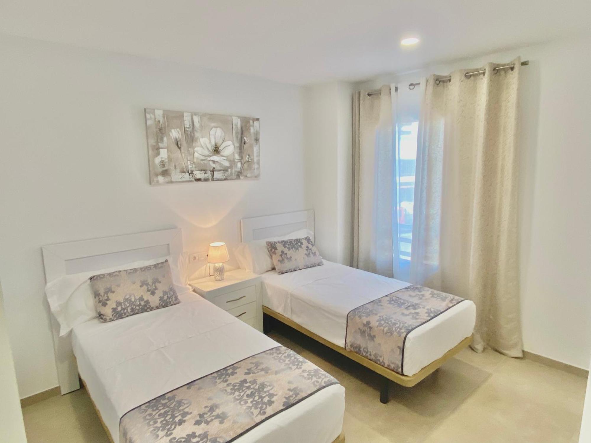 Sonrisa Deluxe Apartments, Levante