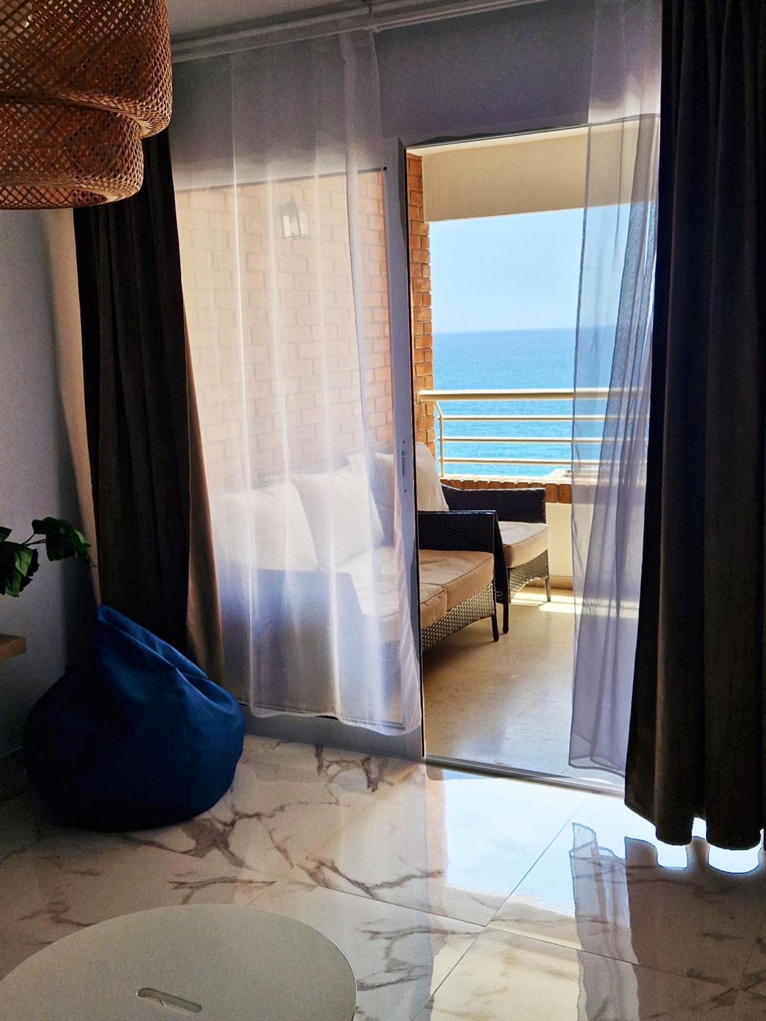 Benidorm, Playa Poniente, Con Vista Al Mar Apartment *