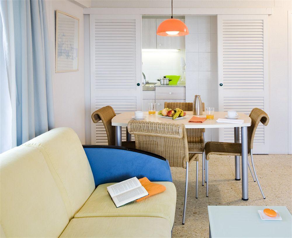 Gemelos Iv Hotel 2*