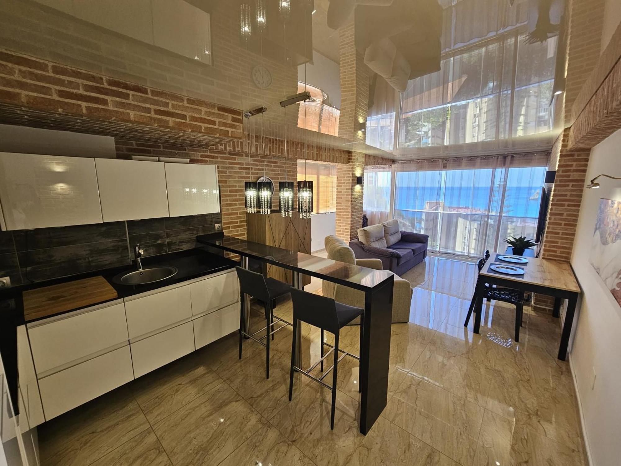 Cornelia 2 Apartment *