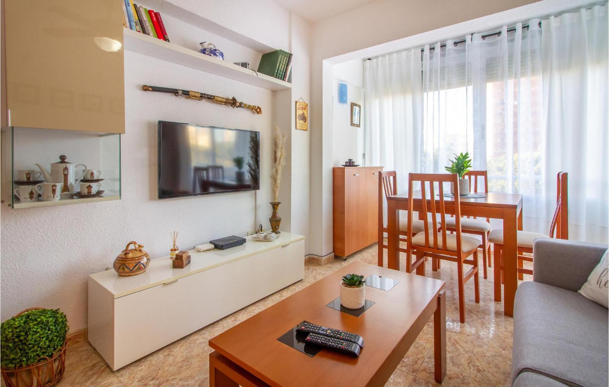 Lovely In With Kitchen Benidorm