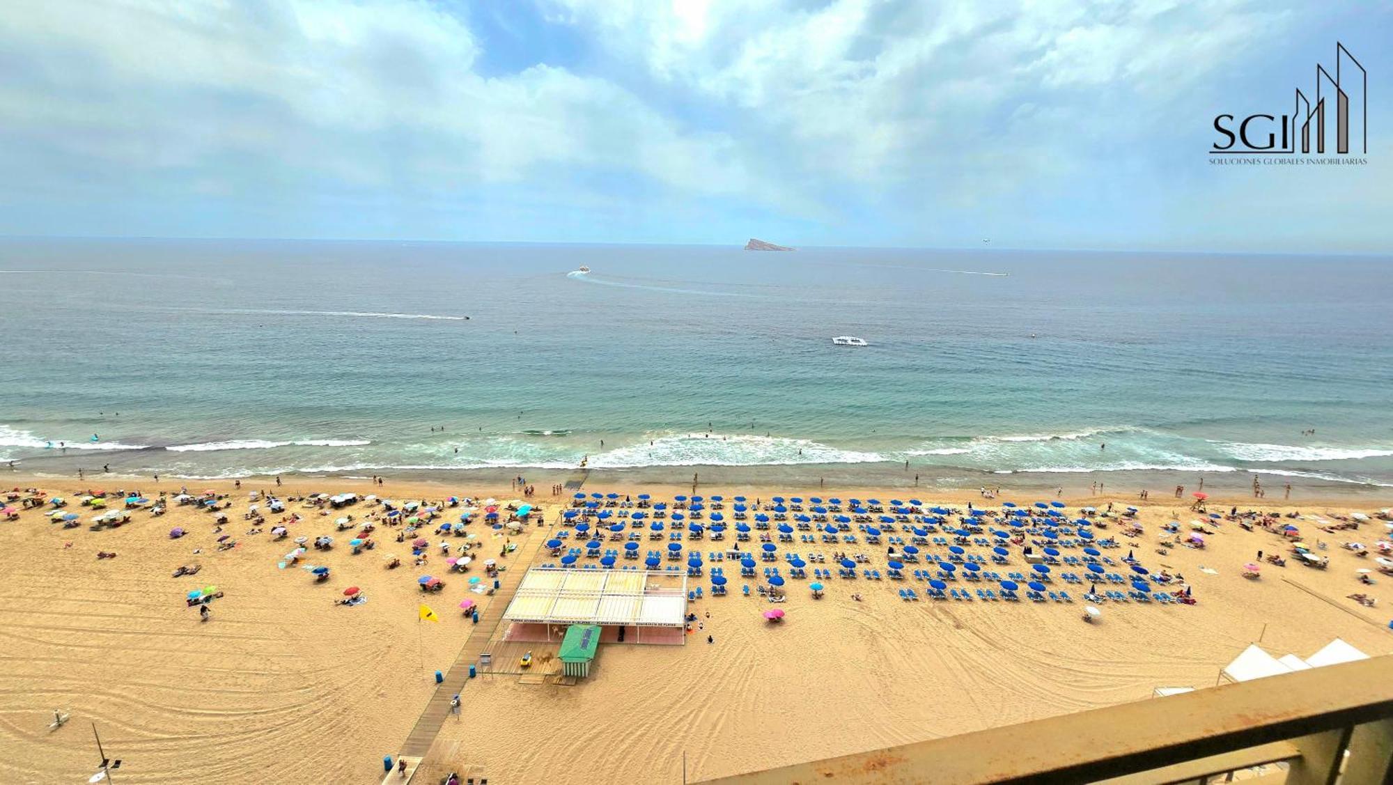 Primera Linea De Playa- First Line Benidorm