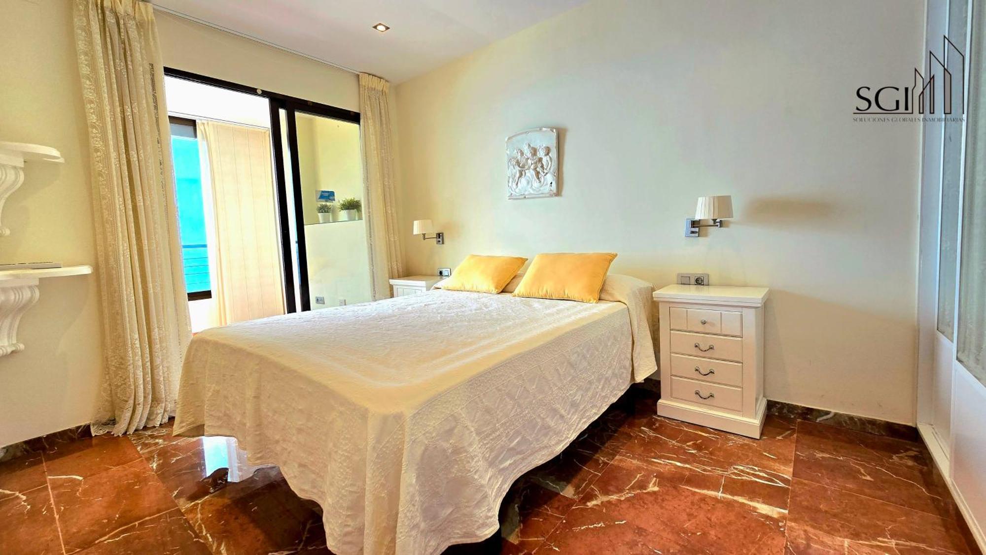 Primera Linea De Playa- First Line Apartment Benidorm