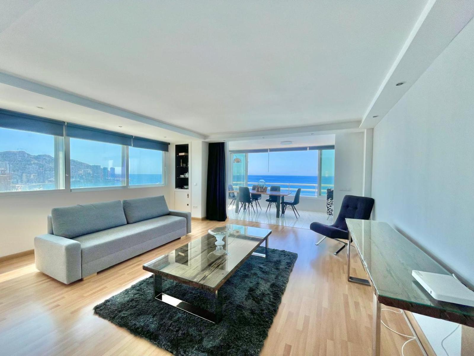 Apartment Torre Coblanca Seafront