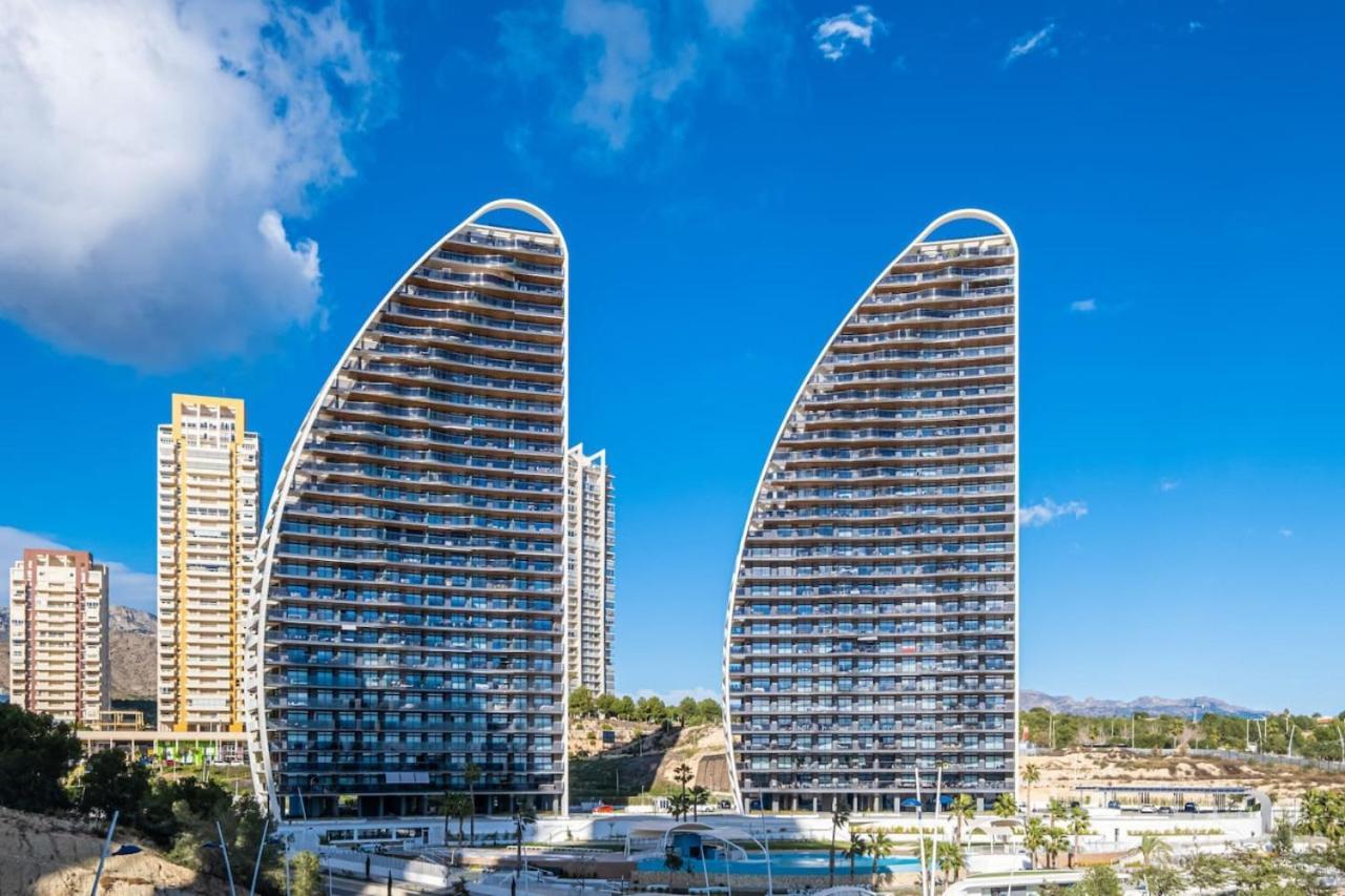 Lujo En Sunset Waves Sauna Tenis Vistas Al Mar Gym Apartamento *