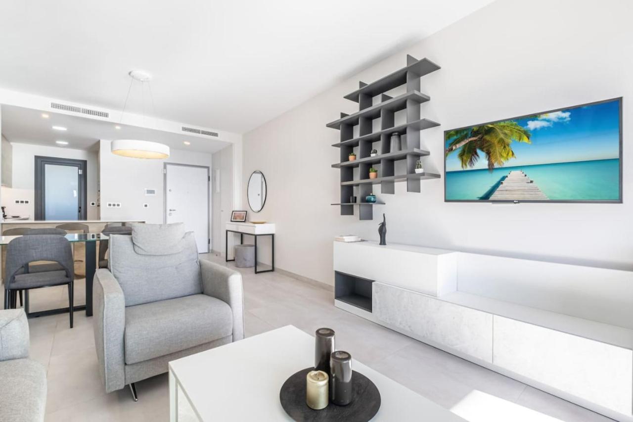 Lujo En Sunset Waves Sauna Tenis Vistas Al Mar Gym Apartamento Benidorm