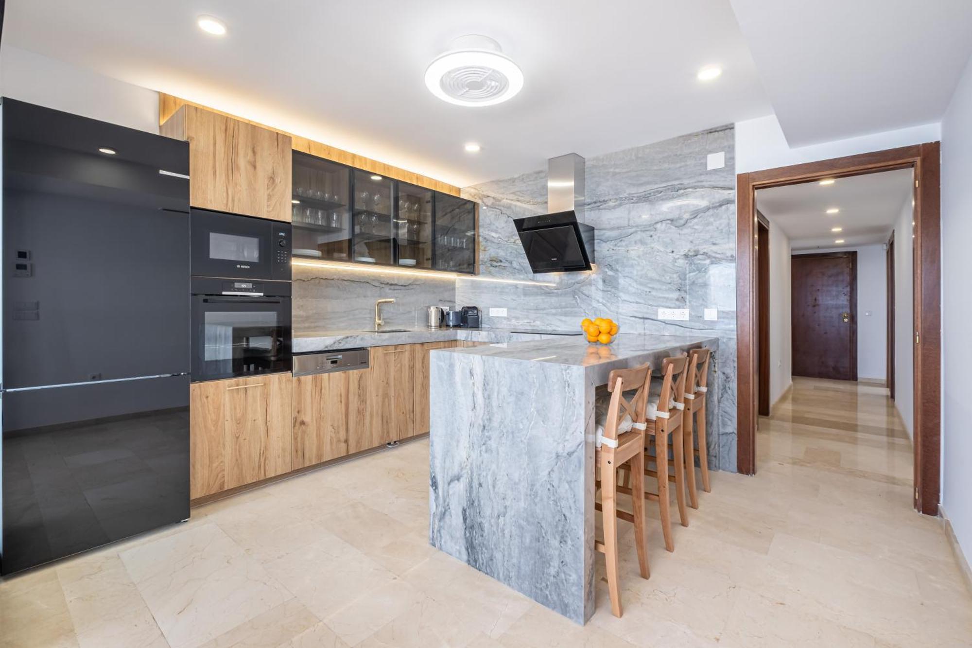 Apartment Excelsior Deluxe First Line Benidorm