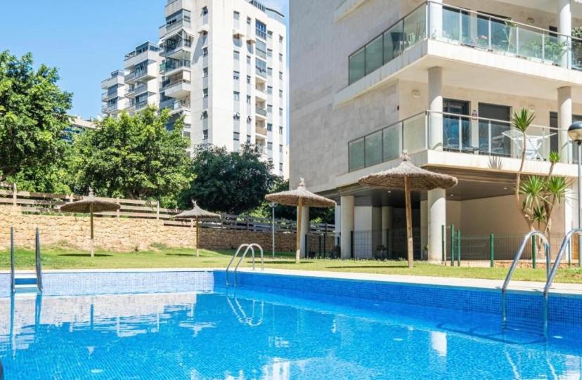Oasis Cala Alta New 120qm Free Parking, Pool, 2 Bath, 3bdr, Wi-fi, Air-condit Benidorm